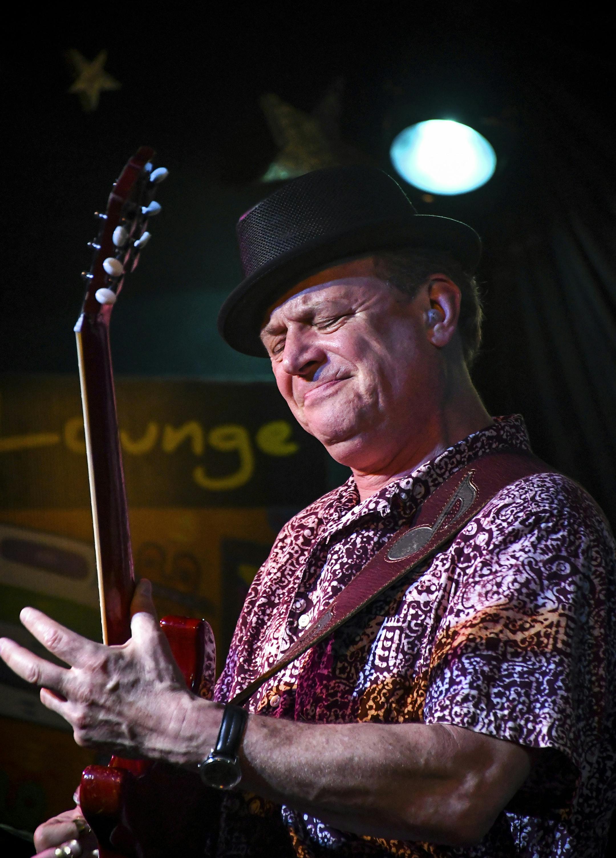 Rosa's Lounge is a longtime blues club in the Logan Square neighborhood of Chicago. Nigel Mack, who sings, plays slide guitar ands harmonica, recently headlined. (Christopher Reynolds/Los Angeles Times/TNS) ORG XMIT: 1239140