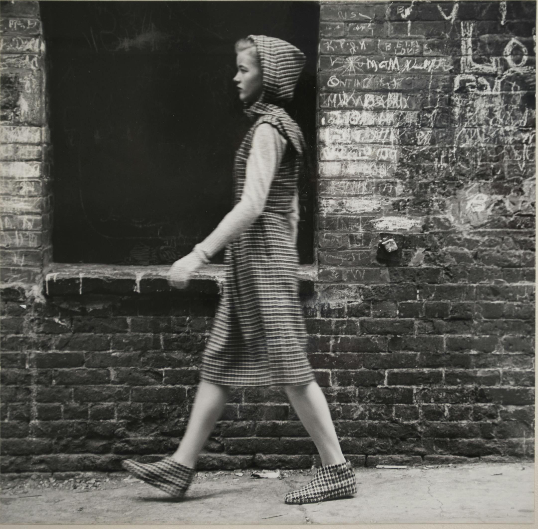 &#x201a;&#xc4;&#xfa;Mary Tice, 3rd Avenue Series, VOGUE,&#x201a;&#xc4;&#xf9; 1941, by Frances McLauglin-Gill. Provided by Weinstein Gallery