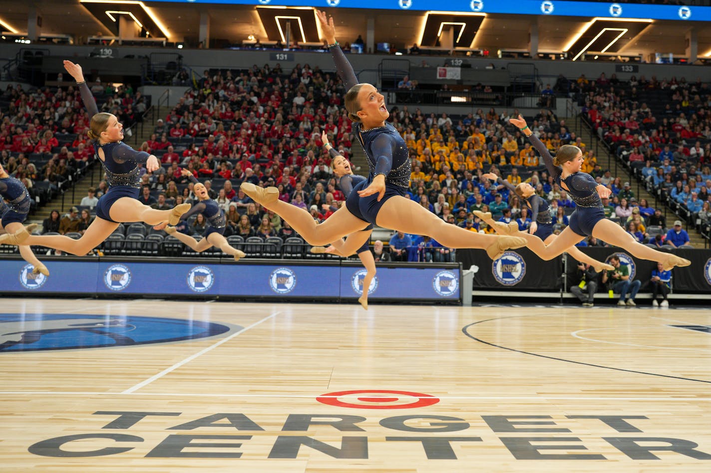 Wayzata performs to the song 'What's Up' at the 2023 MSHSL Class 3A Jazz Dance Tournament.