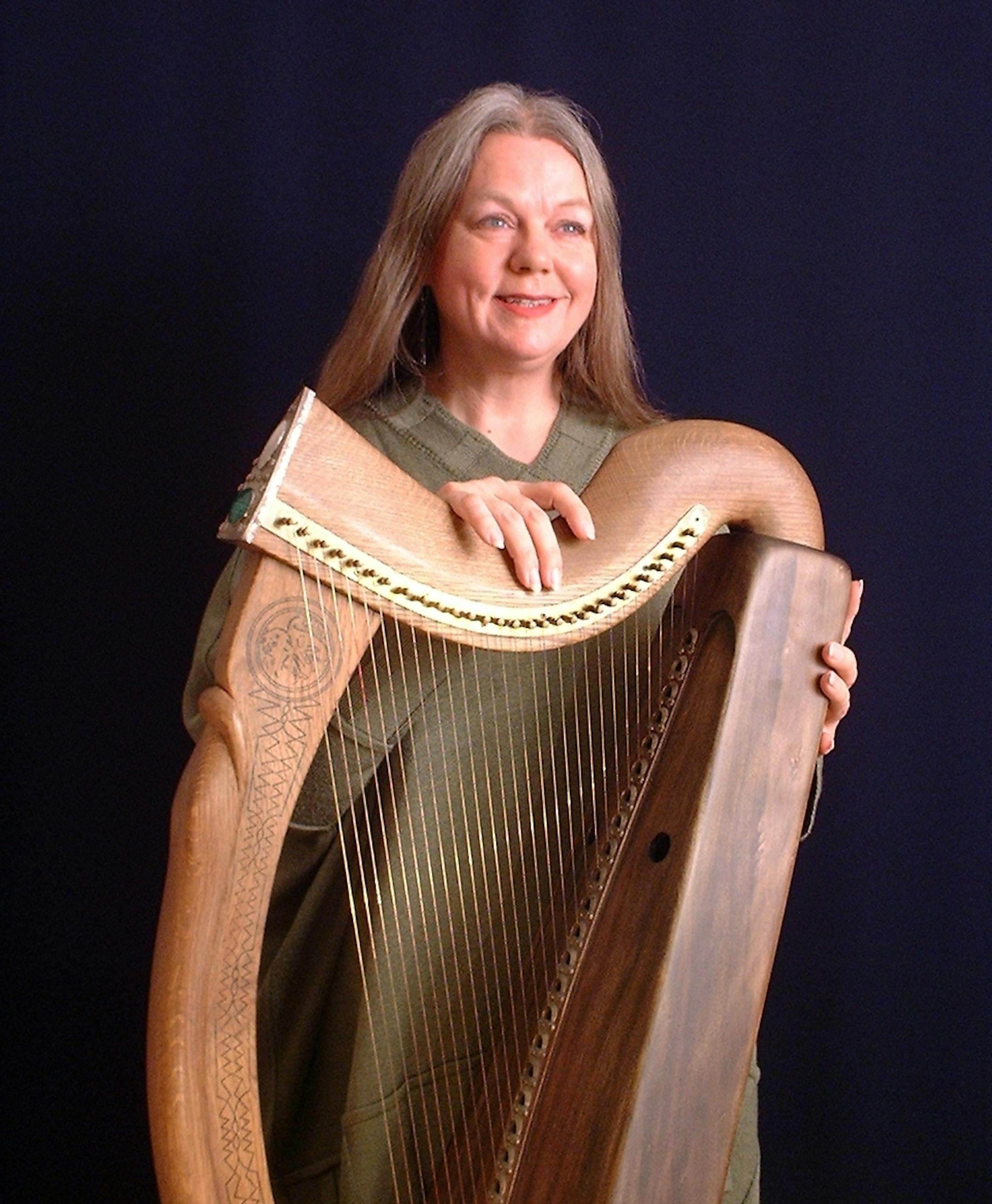 Irish harpist Ann Heymann