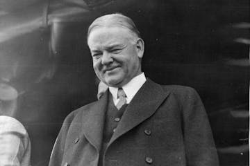 November 7, 1932 PRESIDENT ENROUTE COAST - An excellent close-up, one of the best made on his speaking trips, showing president Hoover speaking from t