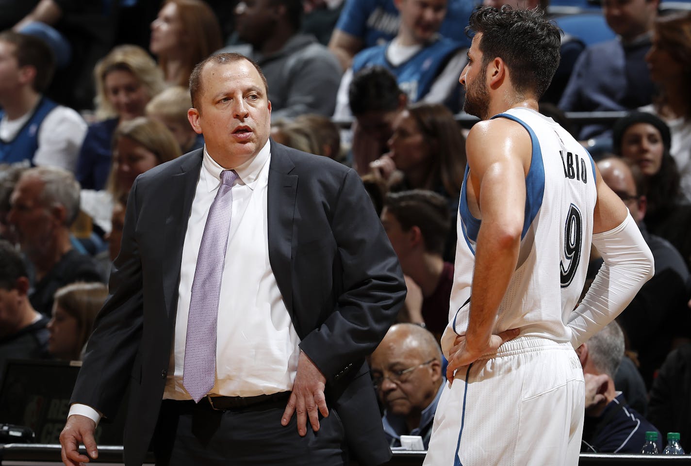 Minnesota Timberwolves head coach Tom Thibodeau and Rickey Rubio (9). ] CARLOS GONZALEZ &#xef; cgonzalez@startribune.com - March 8, 2017, Minneapolis, MN, Target Center, NBA Basketball, Minnesota Timberwolves vs. Los Angels Clippers