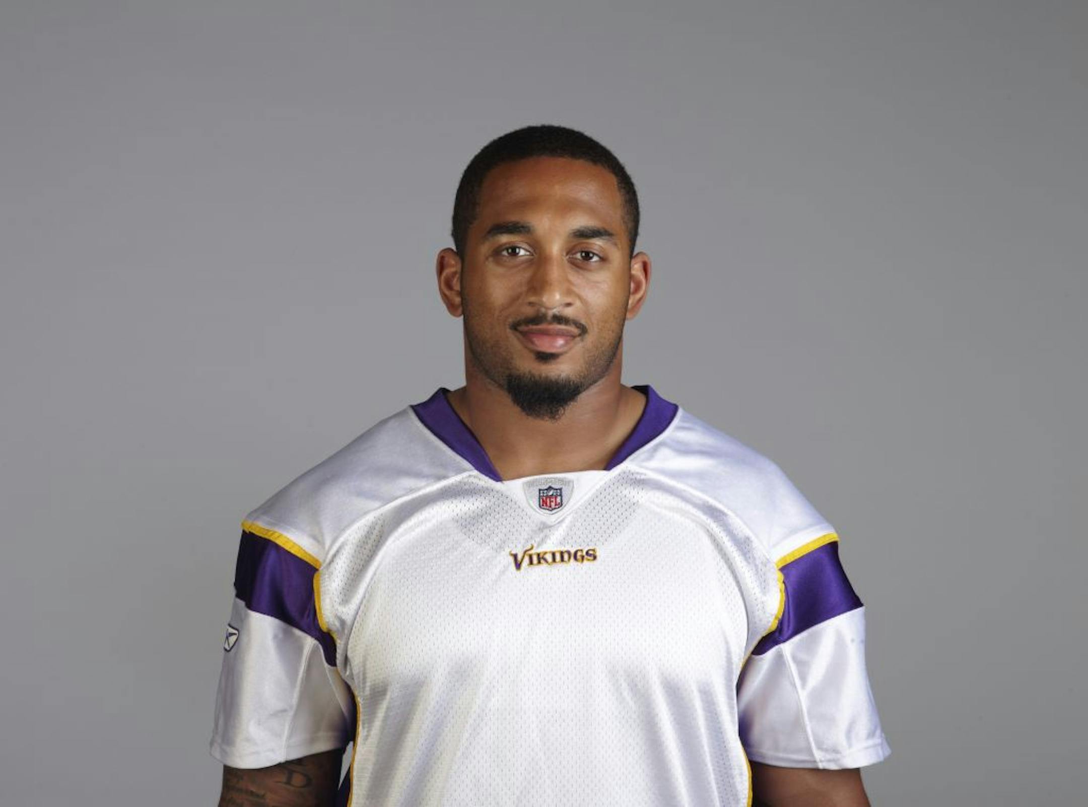 This is an 2009 photo of Visanthe Shiancoe of the Minnesota Vikings Football team. This image reflects the roster as of 05/29/09 when this image was taken.
