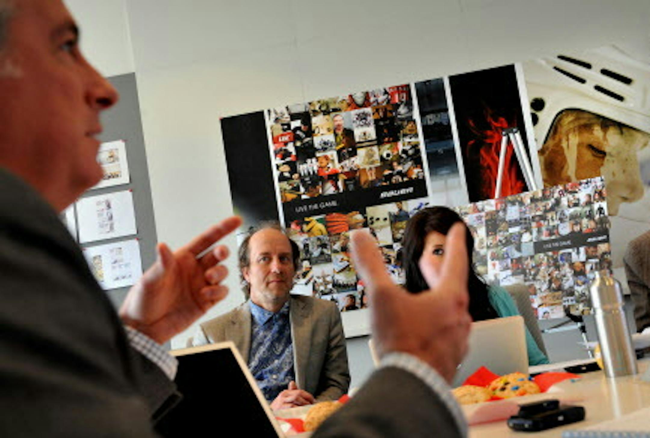 GLEN STUBBE ï gstubbe@startribune.com -- Wednesday , June 17, 2009 -- Minneapolis, Minn. -- ] Olson president, Kevin DiLorenzo, CEO John Olson, associate media buyer Stephanie Thompson, and executive creative director Tom Fugleberg met to discuss a new campaign for client Bauer Hockey.