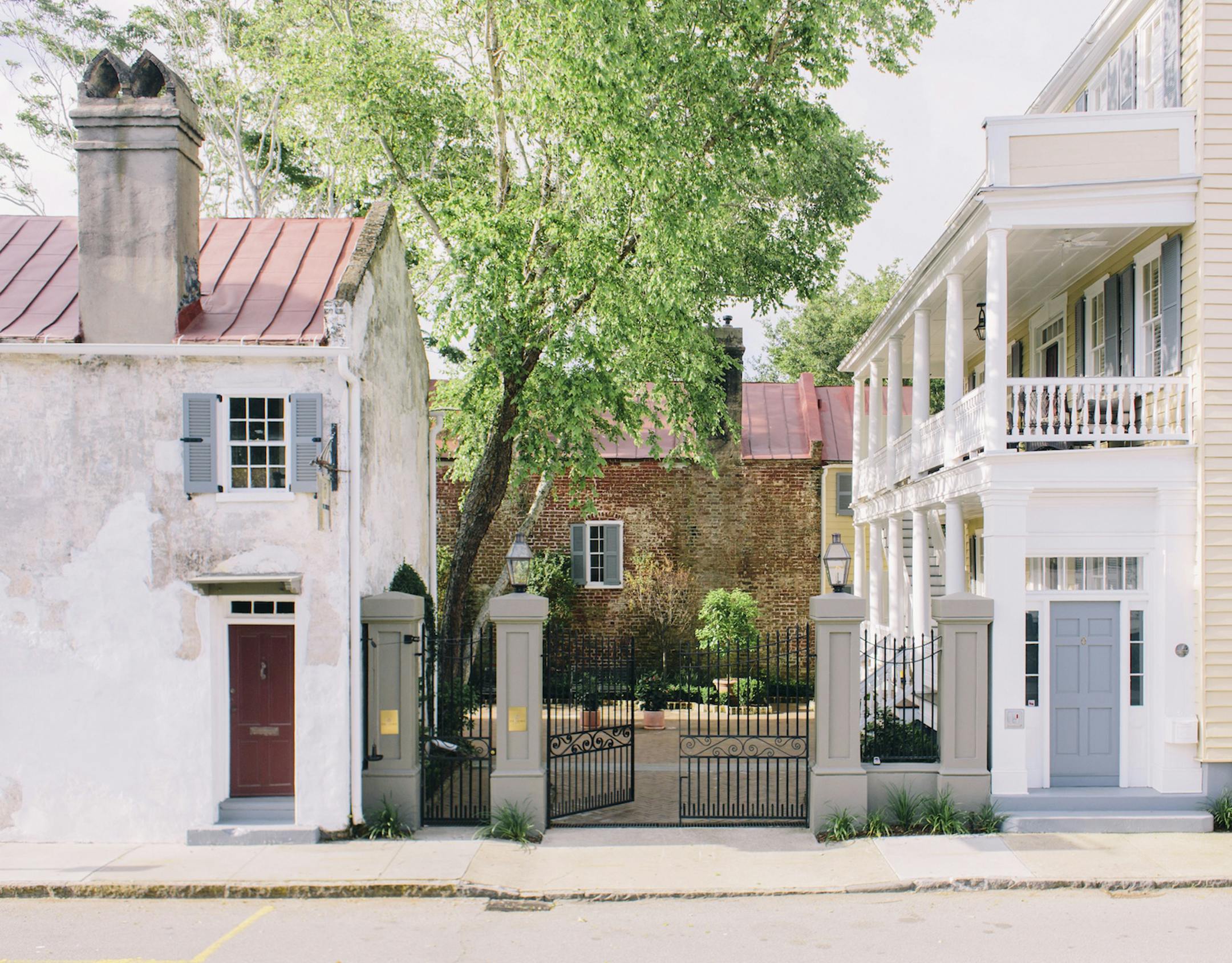 The Zero George Street Hotel, which is situated in a quiet corner of the upscale Ansonborough neighborhood in Charleston, S.C., in an undated handout photo. The overall tone is opulent, laid-back Old South, but the details are modern luxe at this contemporary boutique hotel that opened early last year. (Corbin Gurkin/The New York Times) -- NO SALES; FOR EDITORIAL USE ONLY WITH STORY SLUGGED SC BOUTIQUE HOTEL ADV26. ALL OTHER USE PROHIBITED. -- PHOTO MOVED IN ADVANCE AND NOT FOR USE - ONLINE OR I