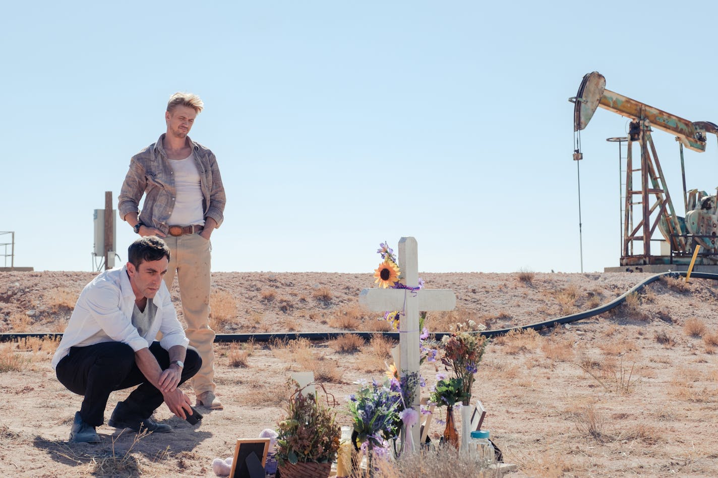 (L to R) B.J. Novak as Ben Manalowitz and Boyd Holbrook as Ty Shaw in VENGEANCE, written and directed by B.J. Novak and released by Focus Features. Credit: Patti Perret / Focus Features