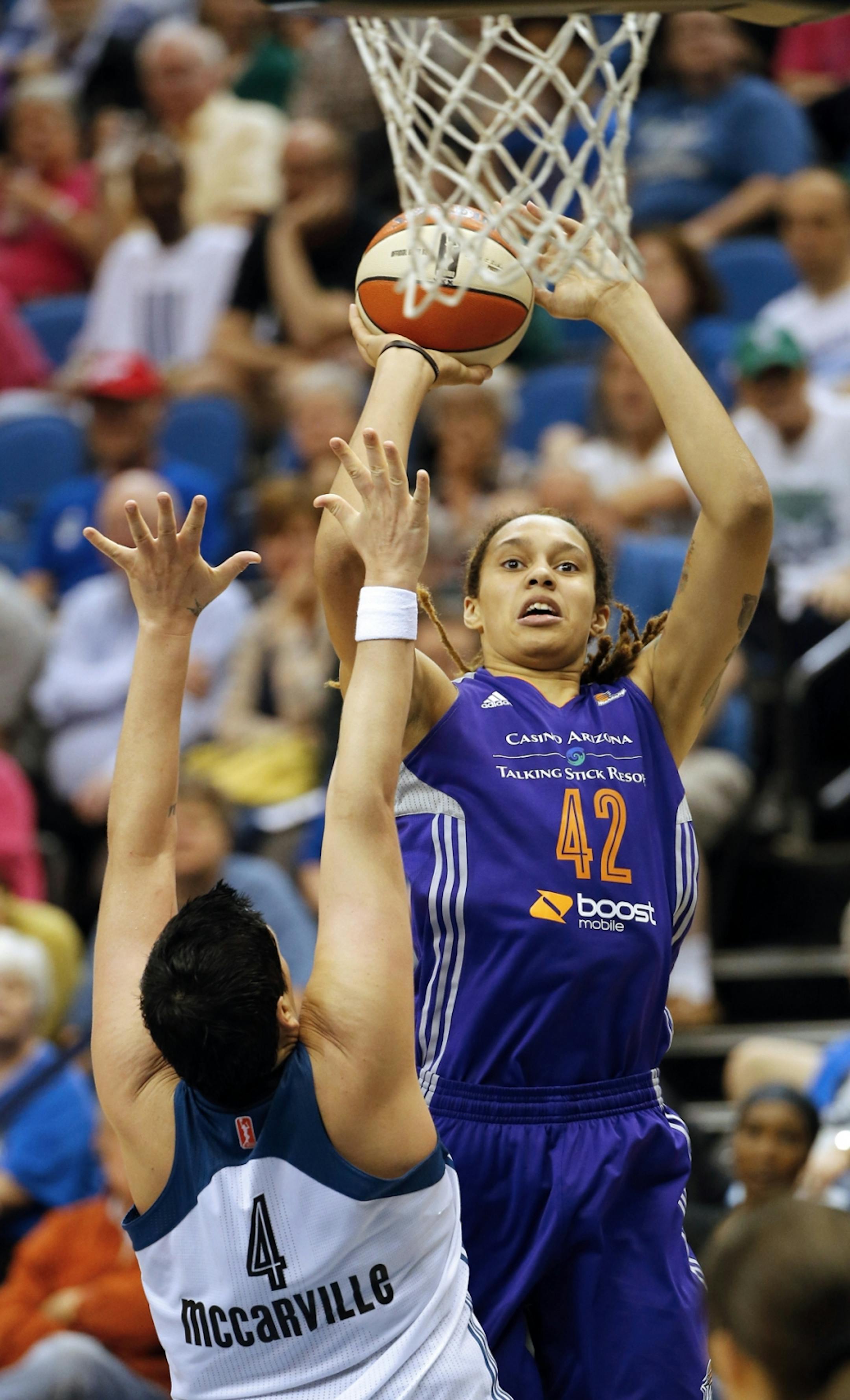 Phoenix Brittney Griner lhad 14 points in the game.