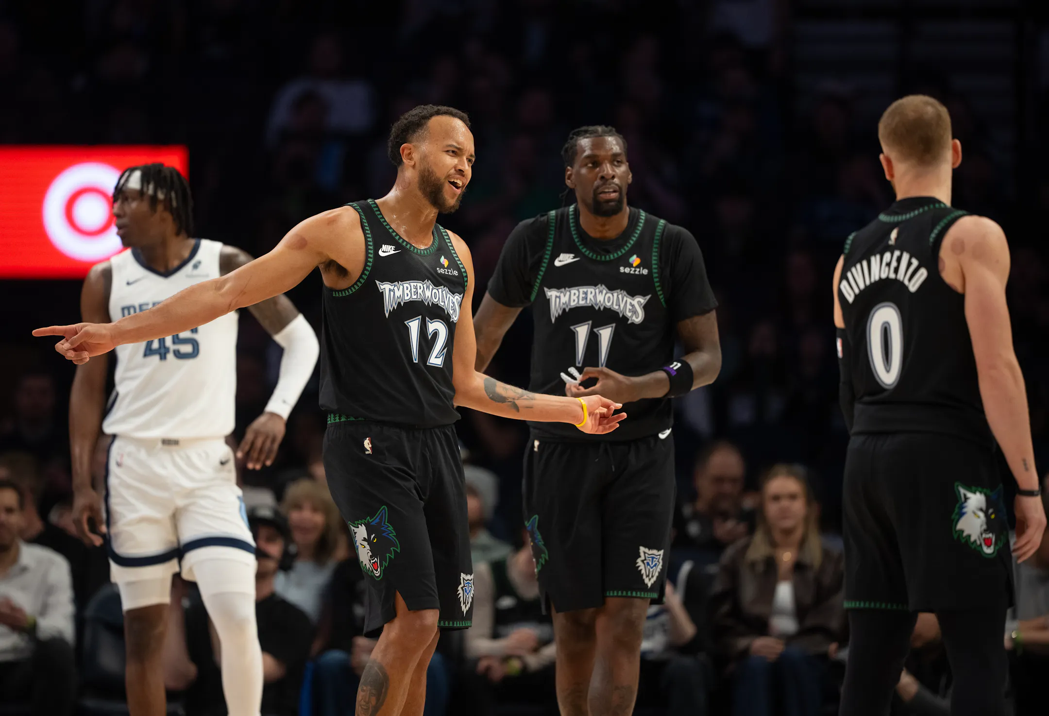 Timberwolves extend win streak to four in a row, rally past Grizzlies