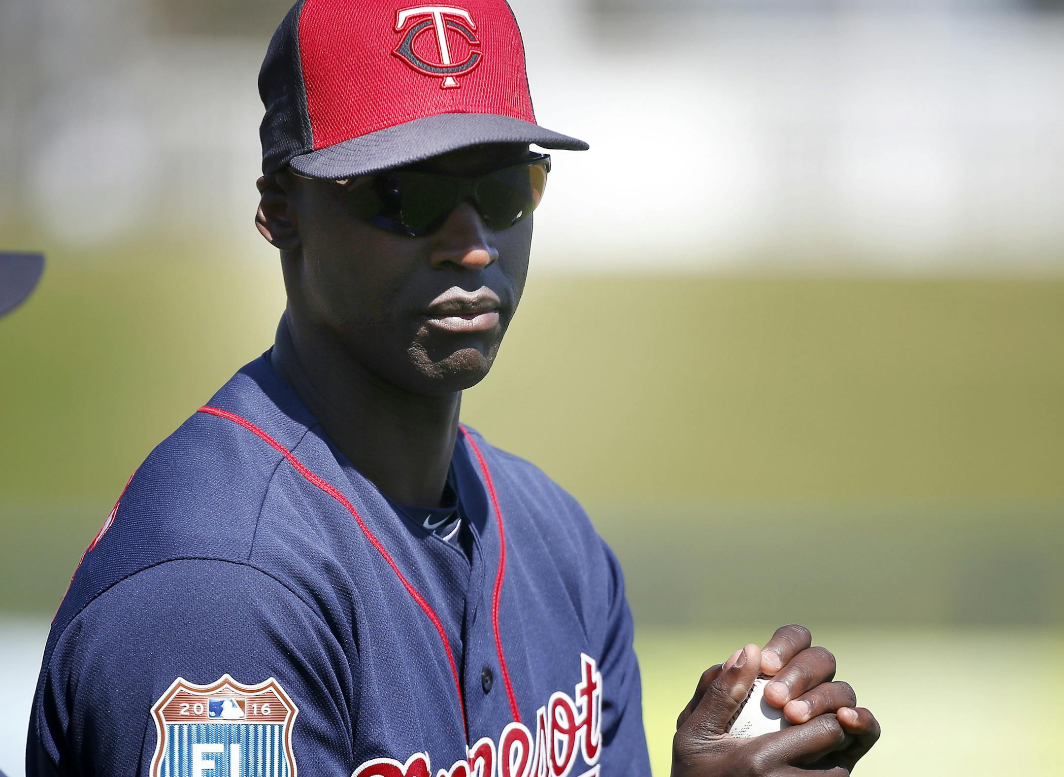 Minnesota Twins LaTroy Hawkins during practice on Sunday. ] CARLOS GONZALEZ cgonzalez@startribune.com - February 28, 2016, Fort Myers, FL, CenturyLink Sports Complex, Minnesota Twins Spring Training, MLB, Baseball, First Full team workout