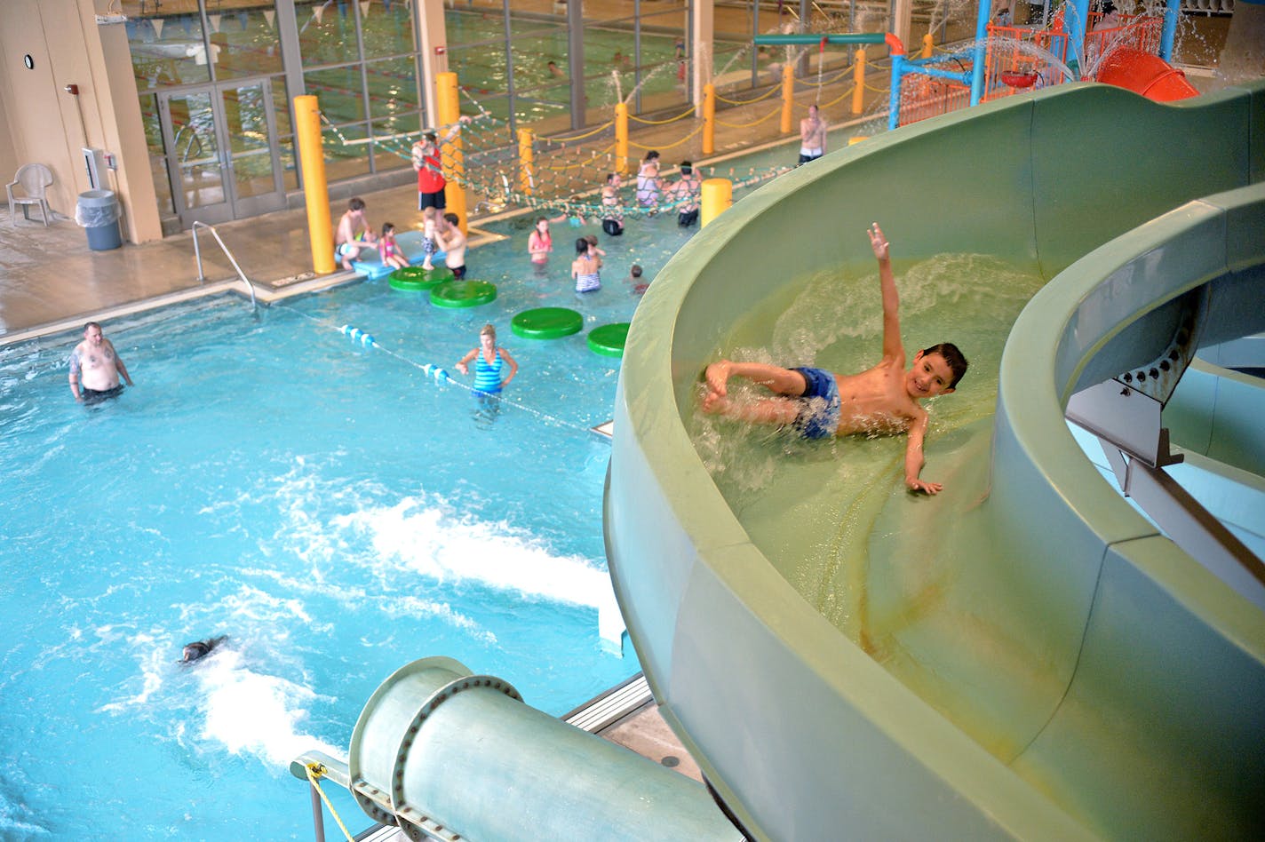 The Grove Aquatic and Fitness Center in Inver Grove Heights boats a lap pool, diving well and water park complete with two water slides. ] (SPECIAL TO THE STAR TRIBUNE/BRE McGEE) **The Grove Aquatic and Fitness Center