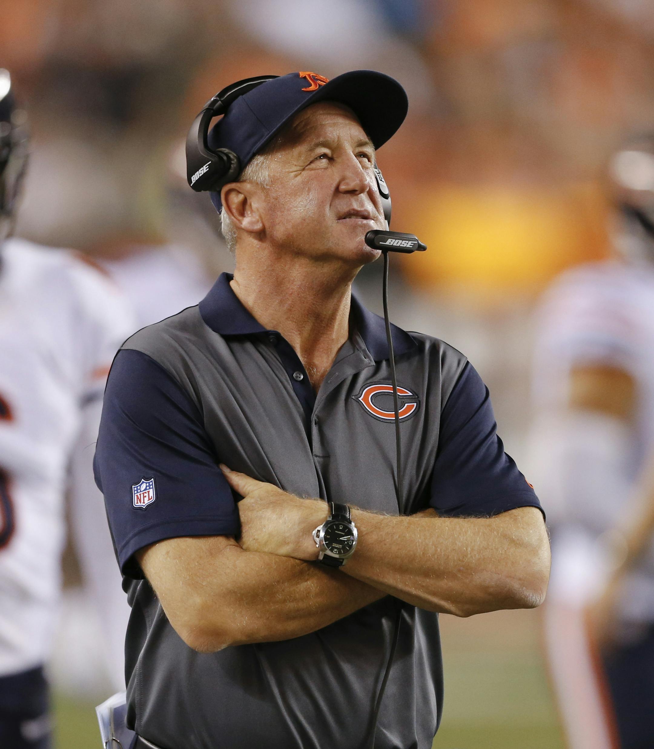 Chicago Bears head coach John Fox reacts on the sidelines in the first half of an NFL preseason football game against the Cincinnati Bengals, Saturday, Aug. 29, 2015, in Cincinnati. (AP Photo/Gary Landers) ORG XMIT: OHJM