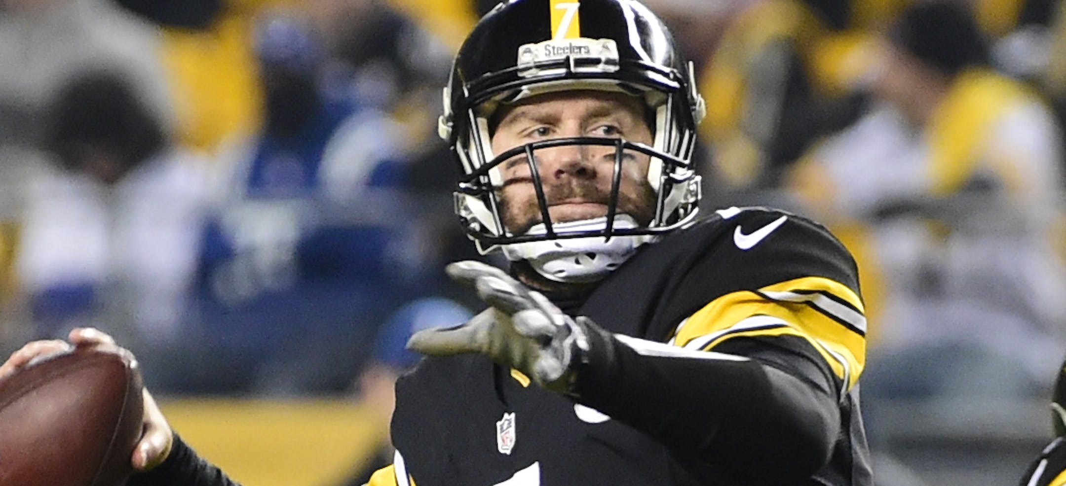 Pittsburgh Steelers quarterback Ben Roethlisberger (7) throws a pass during the second half of an NFL football game against the Indianapolis Colts, Sunday, Dec. 6, 2015, in Pittsburgh. The Steelers won 45-10. (AP Photo/Fred Vuich)