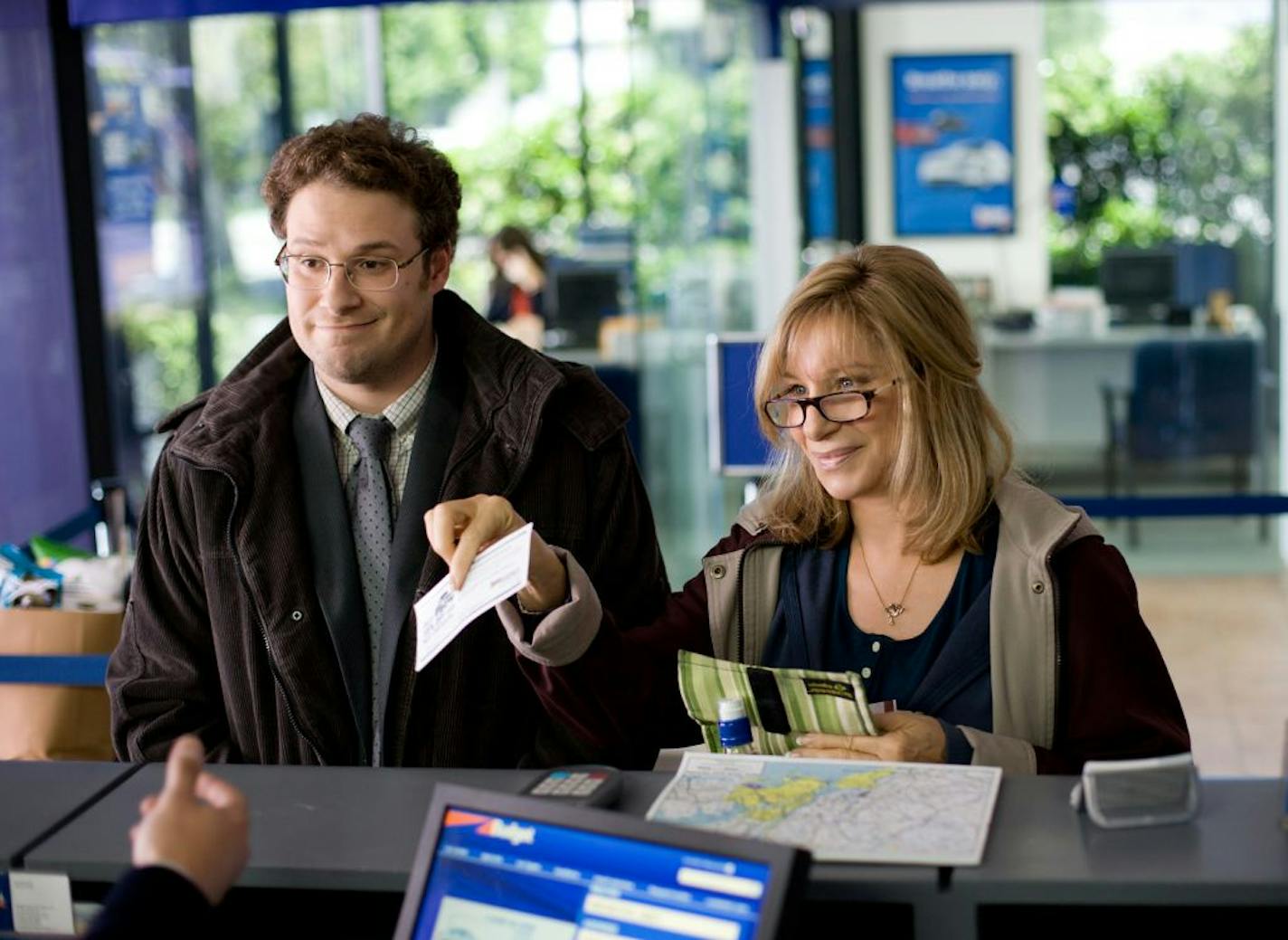 Left to right: Seth Rogen is Andrew Brewster and Barbra Streisand is Joyce Brewster in THE GUILT TRIP, from Paramount Pictures and Skydance Productions.
MMC-00047R