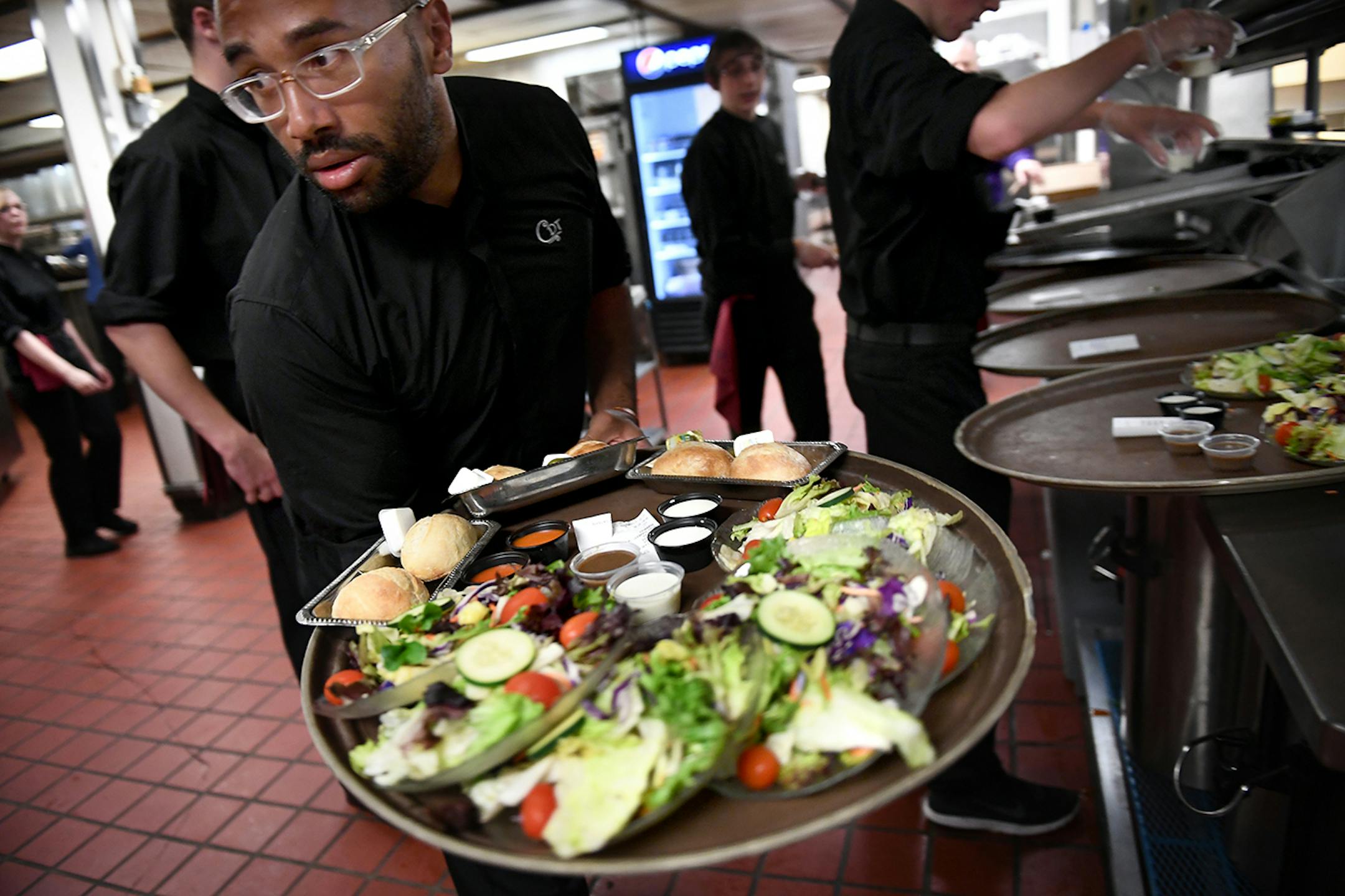 On a Friday night at Chanhassen, an army of waiters, bussers, cooks and sous chefs await the onslaught of serving more than 700 diners in the course of two hours.