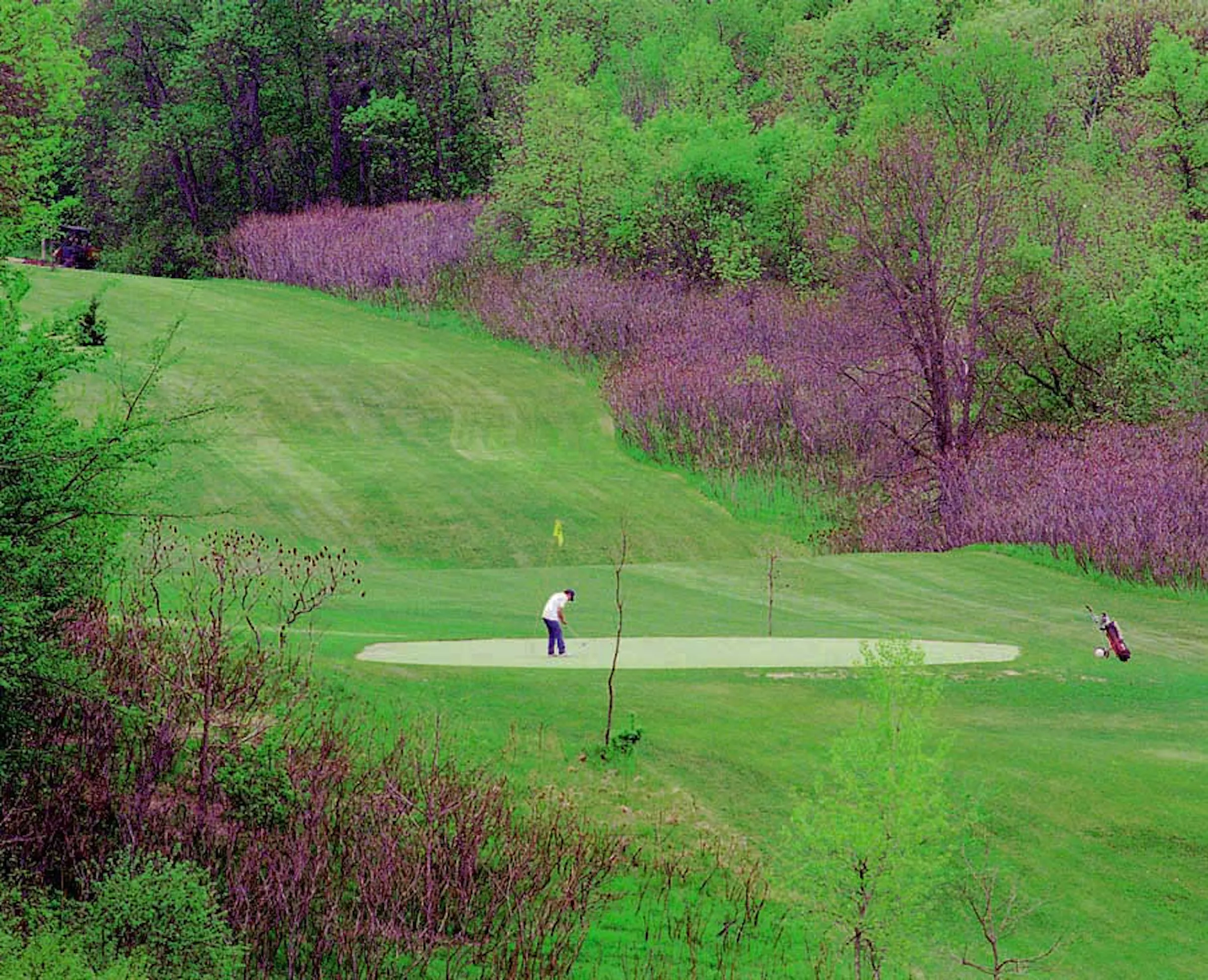Boosters make bid to save 90-year-old golf course