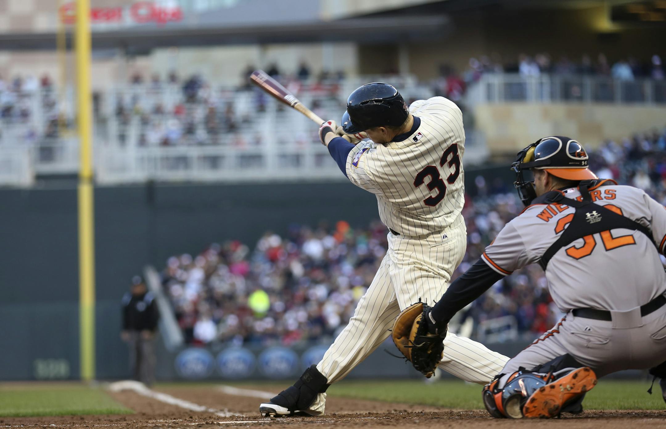 Twins Justin Morneau hit a single scoring Brian Dozier and Joe Mauer in the fourth inning at Target Field in Minneapolis, Min., Saturday, May 11, 2013. ] (KYNDELL HARKNESS/STAR TRIBUNE) kyndell.harkness@startribune.com