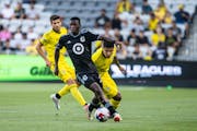 Loons forward Bongokuhle Hlongwane evaded a pair of Columbus players in the Loons’ round of 32 win Friday.