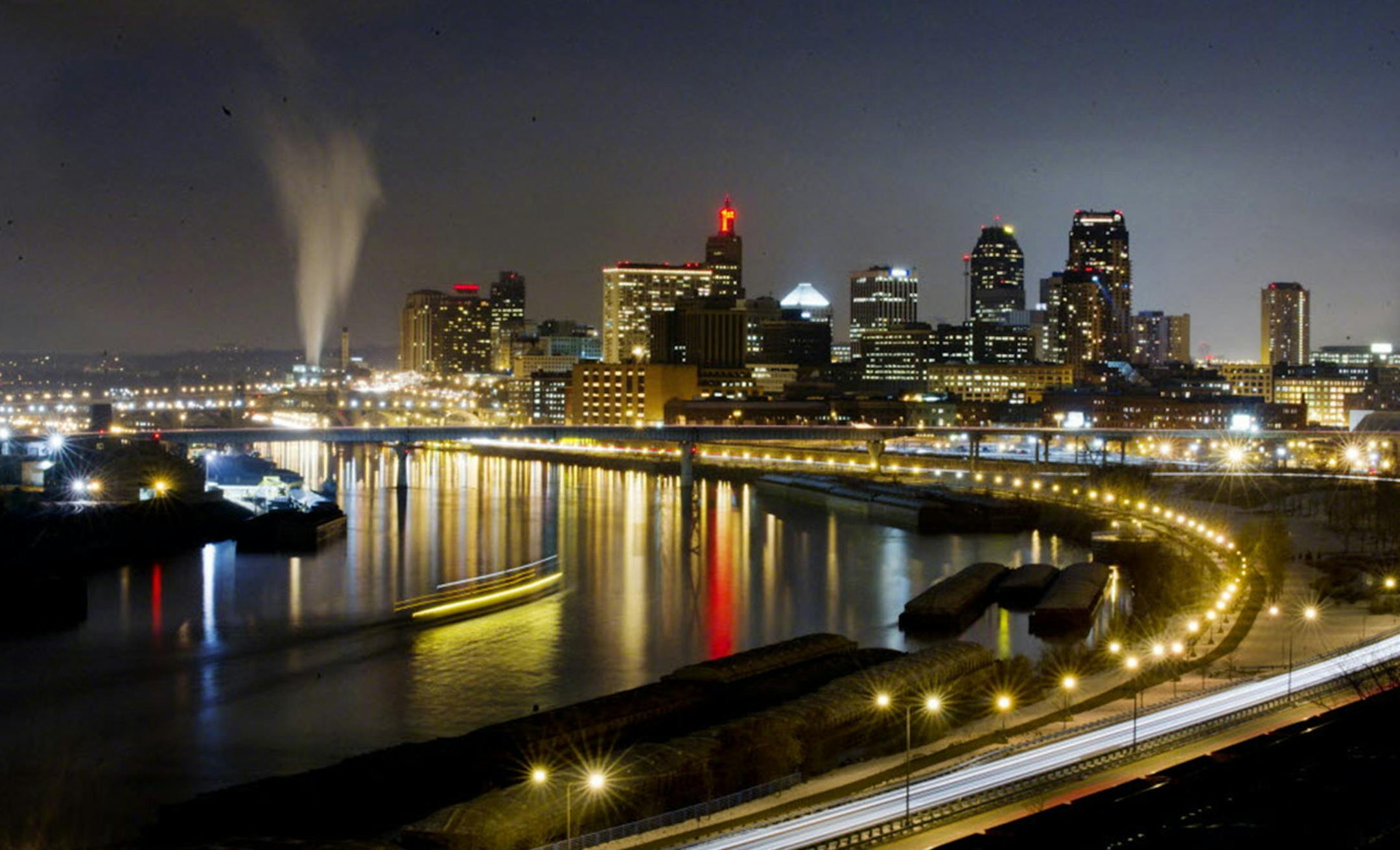 St. Paul riverfront. DAVID BREWSTER dbrewster@startribune.com Monday 11/15/10 St.Paul Minnesota ORG XMIT: MIN1407031757290499