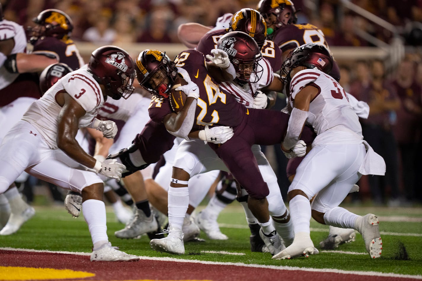 Minnesota Golden Gophers running back Mohamed Ibrahim (24) scored from the four yard line for a first quarter touchdown at Huntington Bank Stadium in Minneapolis Thursday night, September 1, 2022. The University of Minnesota Gophers faced the New Mexico State Aggies in the opening football game of the season. ] JEFF WHEELER • Jeff.Wheeler@startribune.com