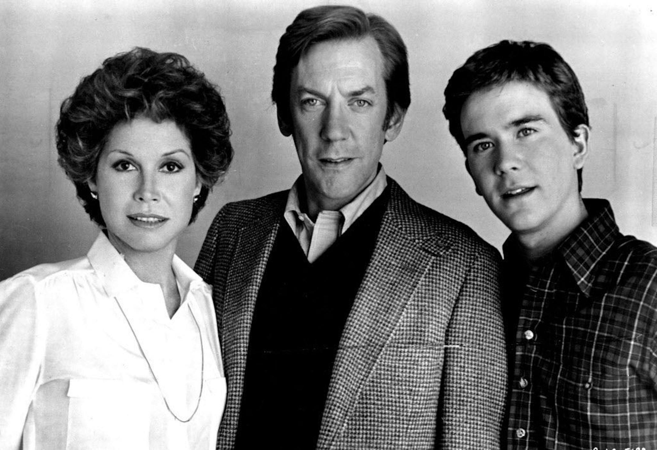 October 17, 1980 Paramount Pictures Presents A Wildwood Enterprises Production. Donald Sutherland, Mary Tyler Moore, Judd Hirsch, Timothy Hutton. "Ordinary People." Music Adapted by Marvin Hamlisch. Based on the Novel by Judith Guest. Screenplay by Alvin Sargent. Produced by Ronald L. Schwary. Directed by Robert Redford. February 1, 1981 Paramount Pictures