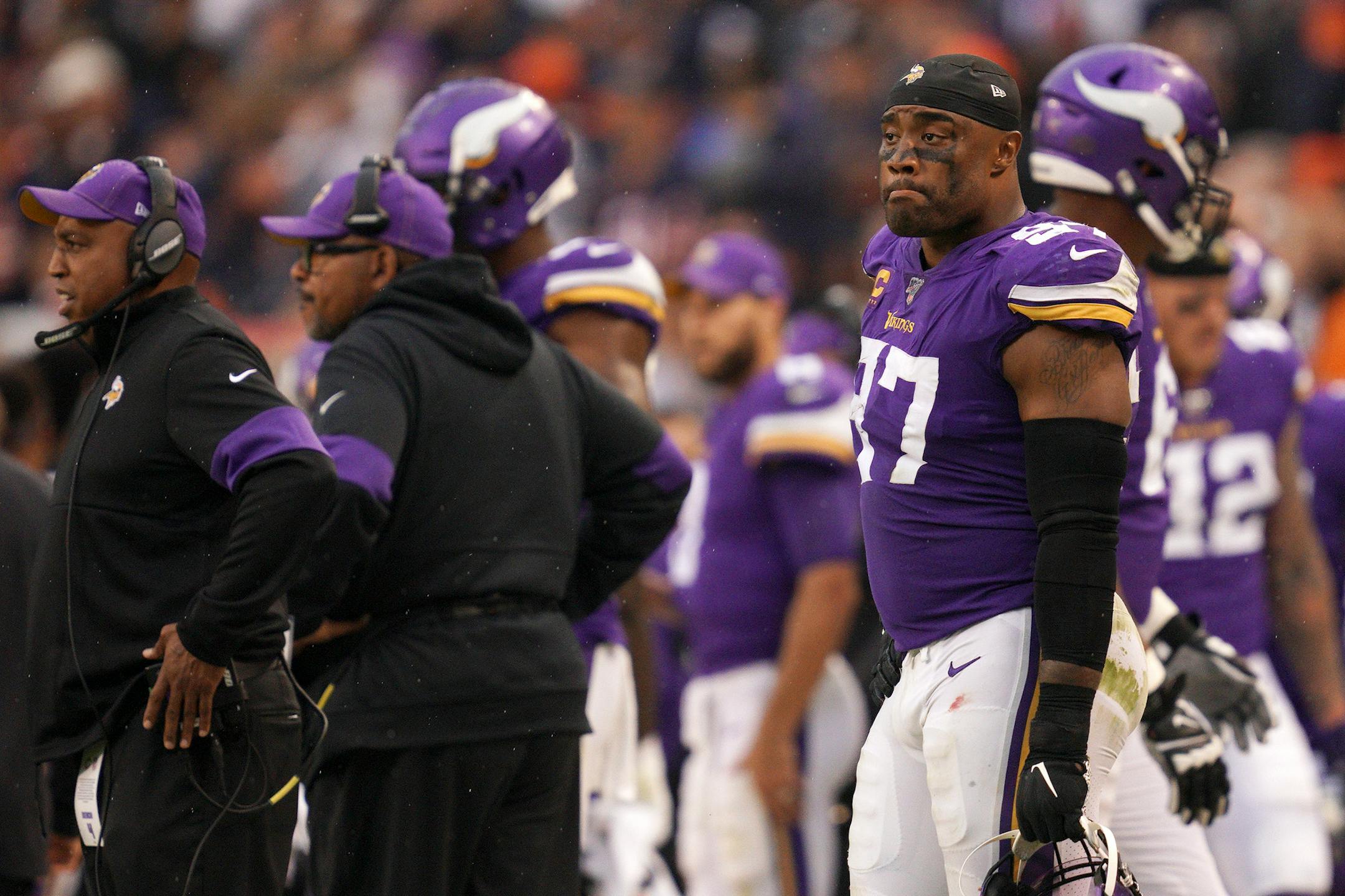 Minnesota Vikings defensive end Everson Griffen (97) reacted on the sidelines late in the fourth quarter. ] ANTHONY SOUFFLE • anthony.souffle@startribune.com The Minnesota Vikings played the Chicago Bears in an NFL football game Sunday, Sept. 29, 2019 at Soldier Field in Chicago.