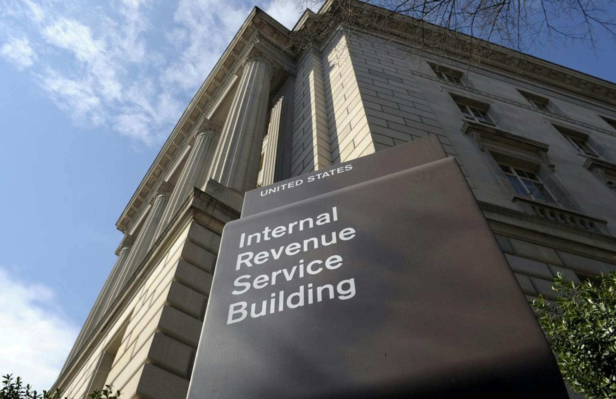 The tax filing season begins Monday, when the IRS is scheduled to start processing returns for individuals.
