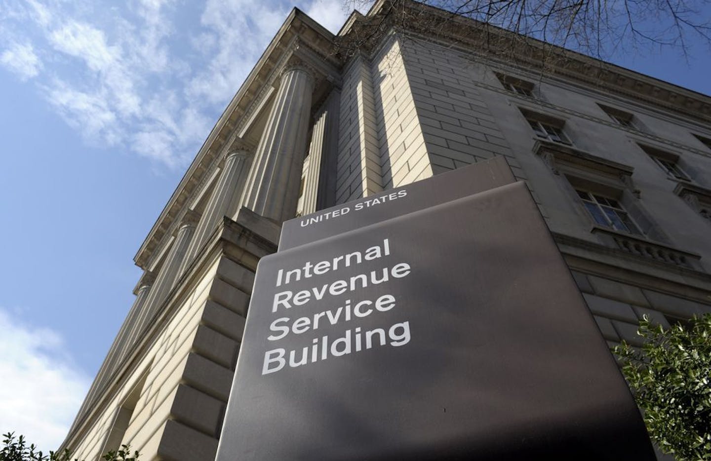 The tax filing season begins Monday, when the IRS is scheduled to start processing returns for individuals.