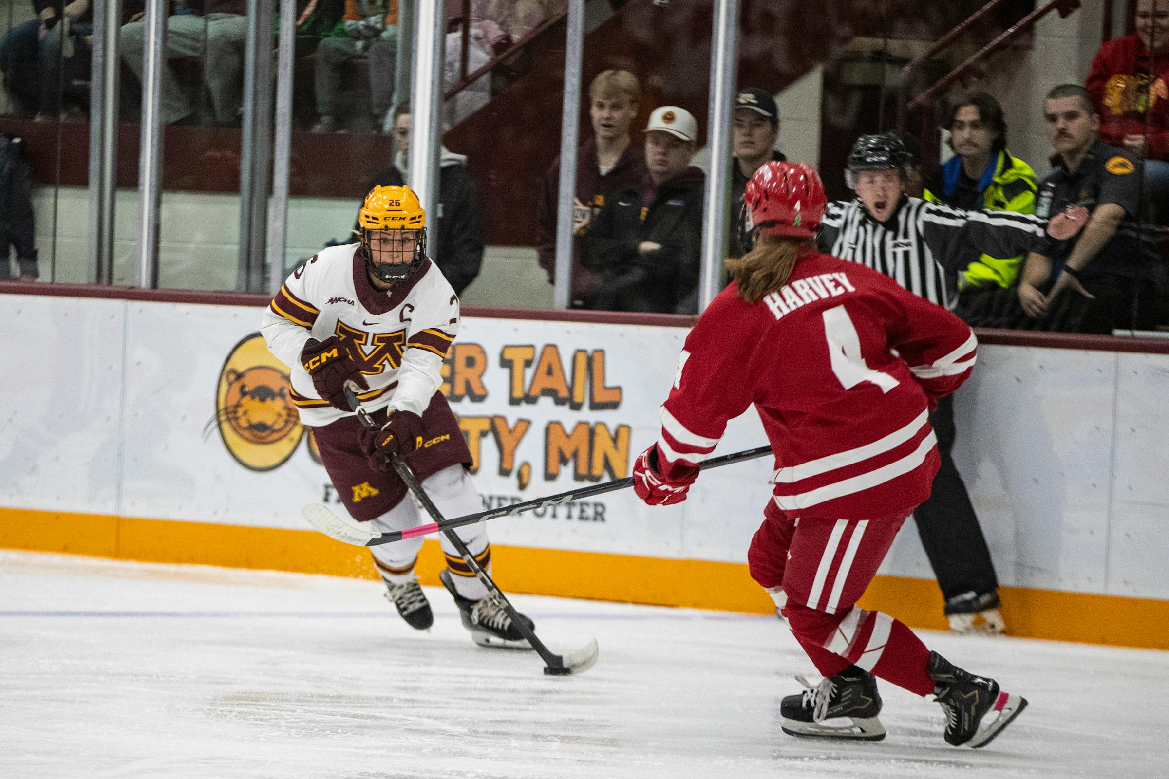 Minnesota Gophers rout Minnesota State Mankato in women's hockey