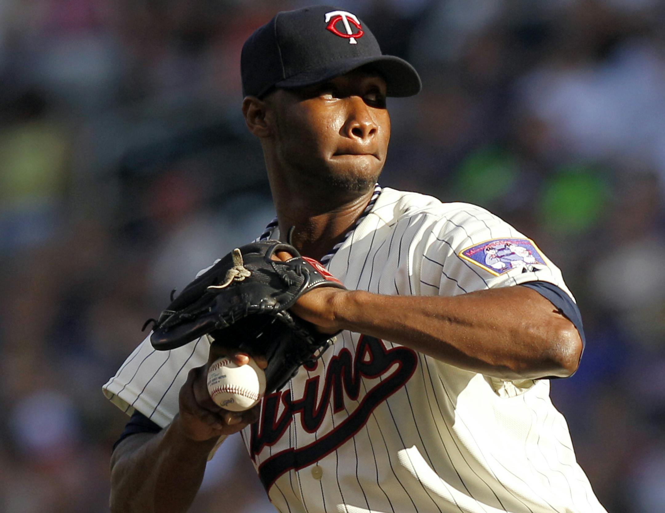 Minnesota Twins starting pitcher Samuel Deduno