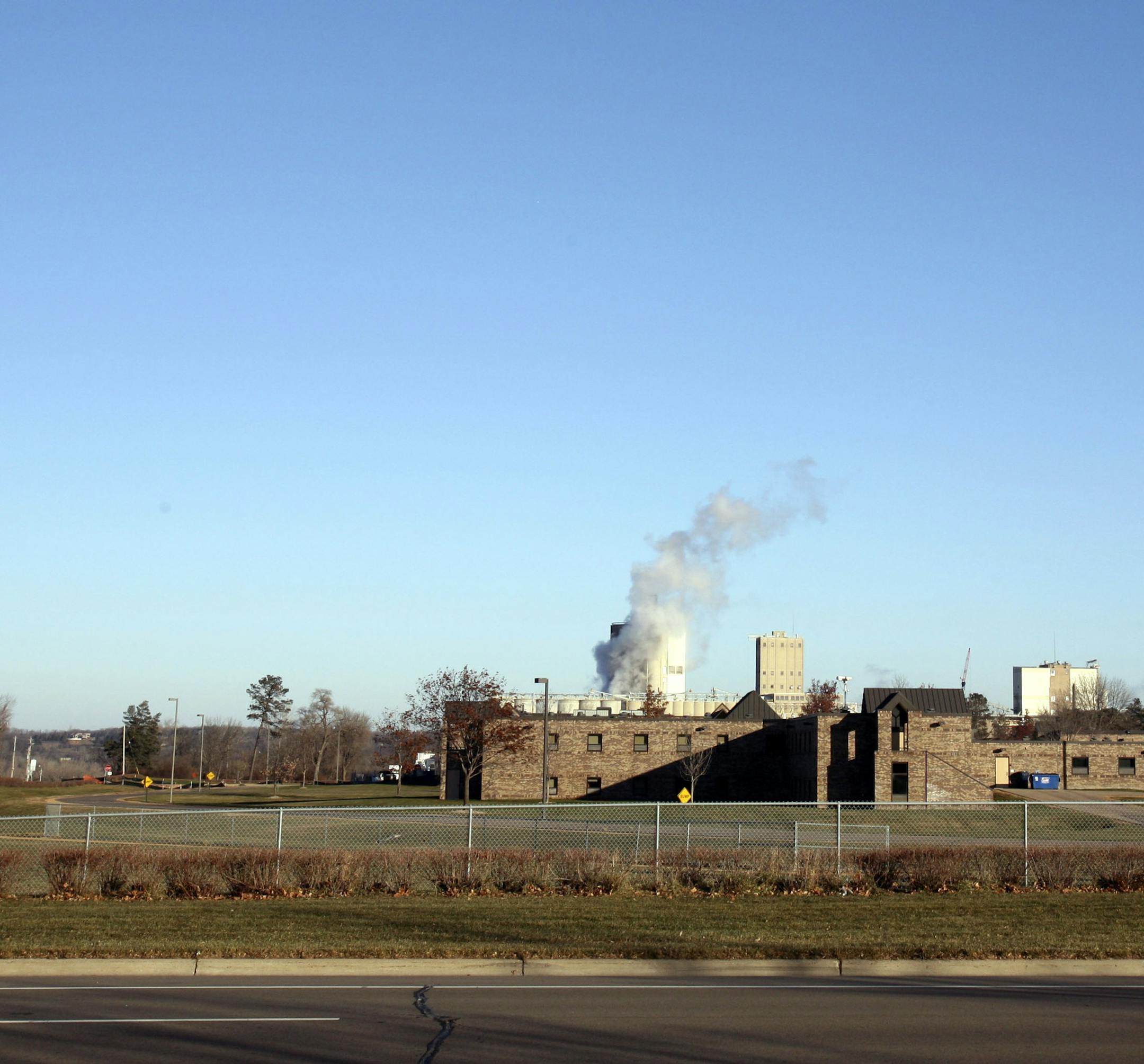 KYNDELL HARKNESS &#xef; kharkness@startribune.com Shakopee women's prison had a fence and hedges that surround the property.