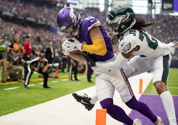 After his second consecutive limited practice, Vikings wide receiver Adam Thielen said he's in a "good spot" coming back from a right hamstring injury