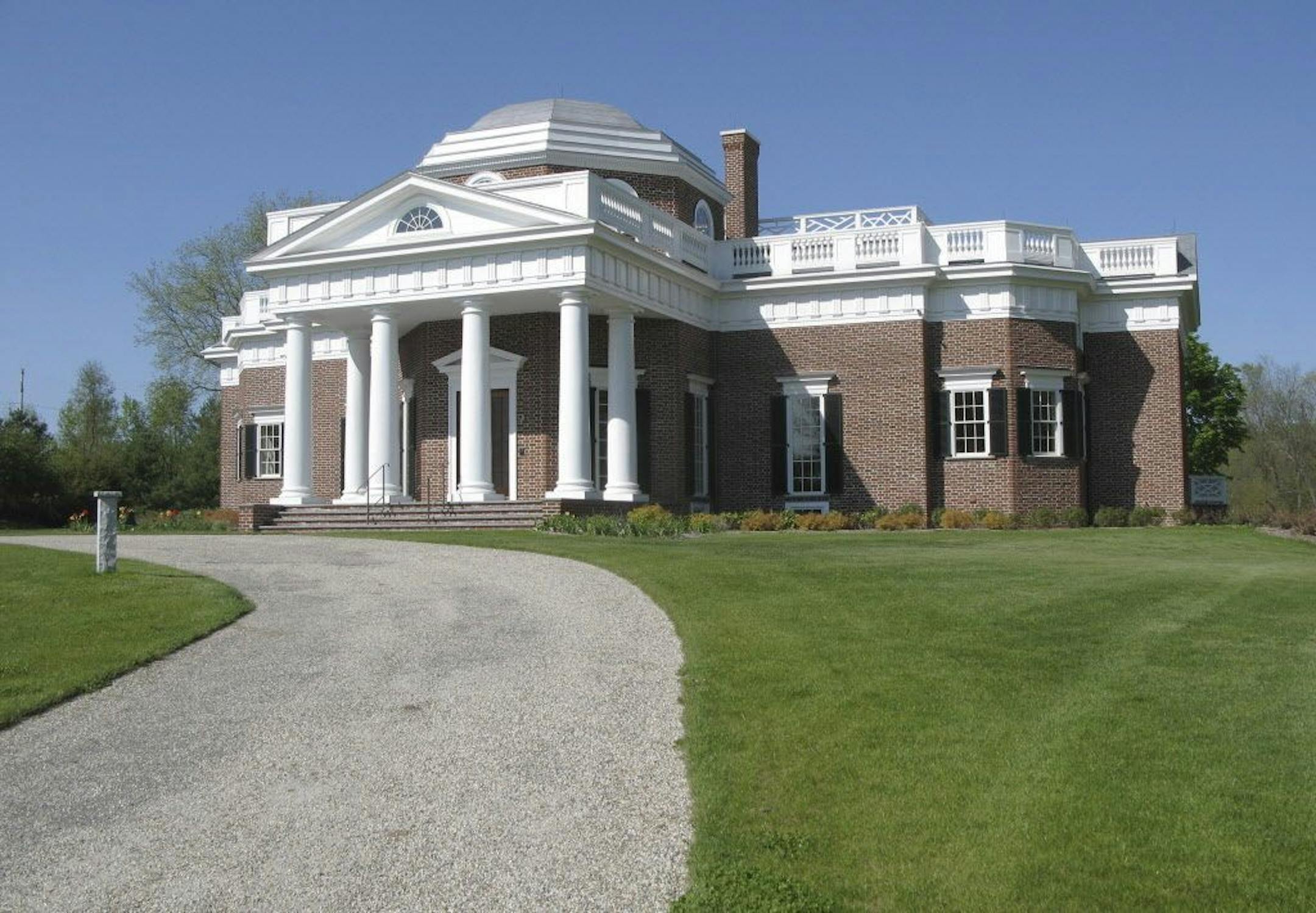 A replica of Thomas Jefferson's Monticello in Somers, Conn. The replica has been sold at auction for more than $2.1 million, far below the $7.7 million it cost to build just two years ago.