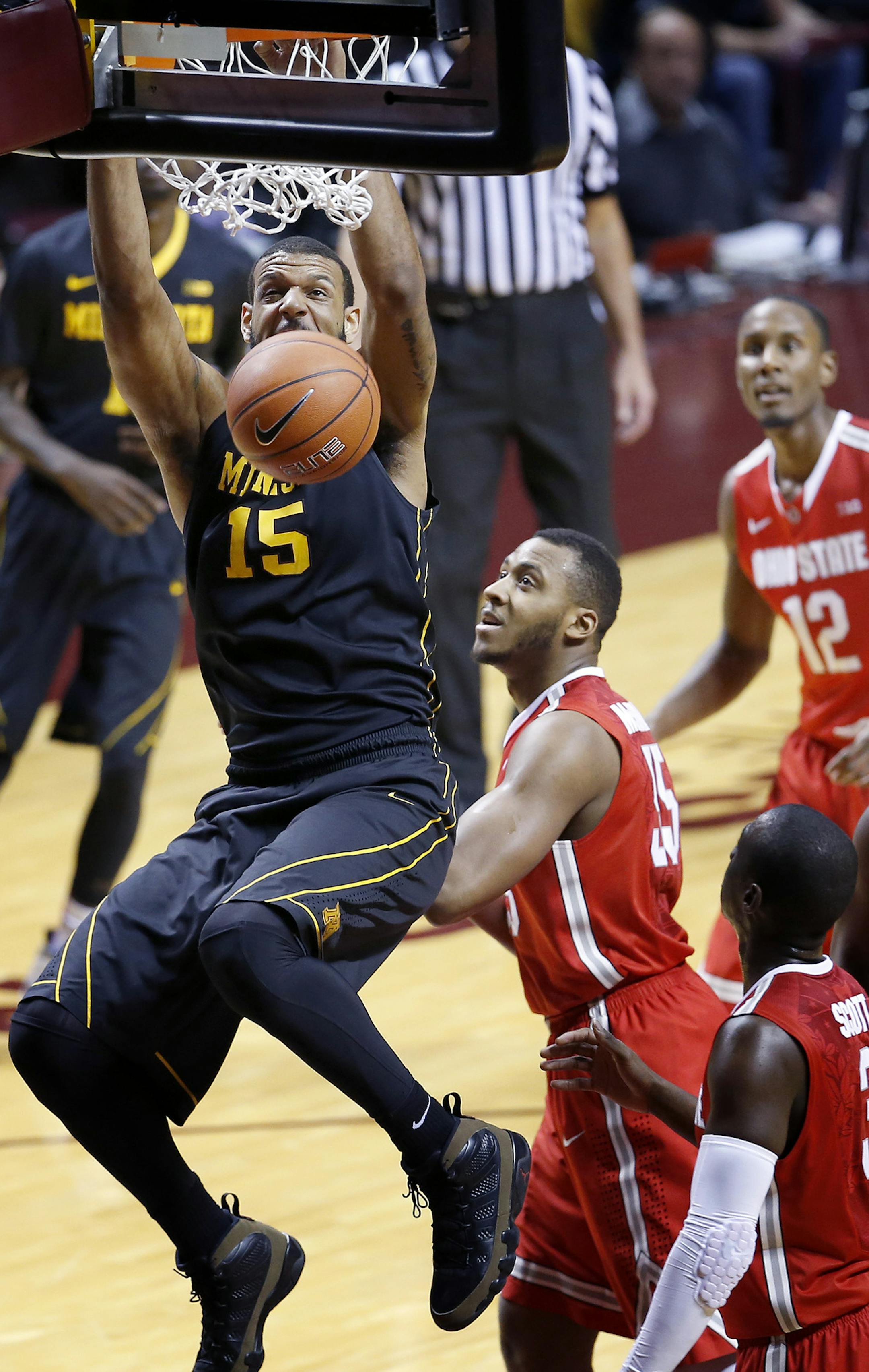 Maurice Walker (15) dunked the ball in the first half. ] CARLOS GONZALEZ cgonzalez@startribune.com, January 6, 2015, Minneapolis, Minn., Williams Arena, NCAA Basketball, University of Minnesota Gophers vs. Ohio State Buckeyes