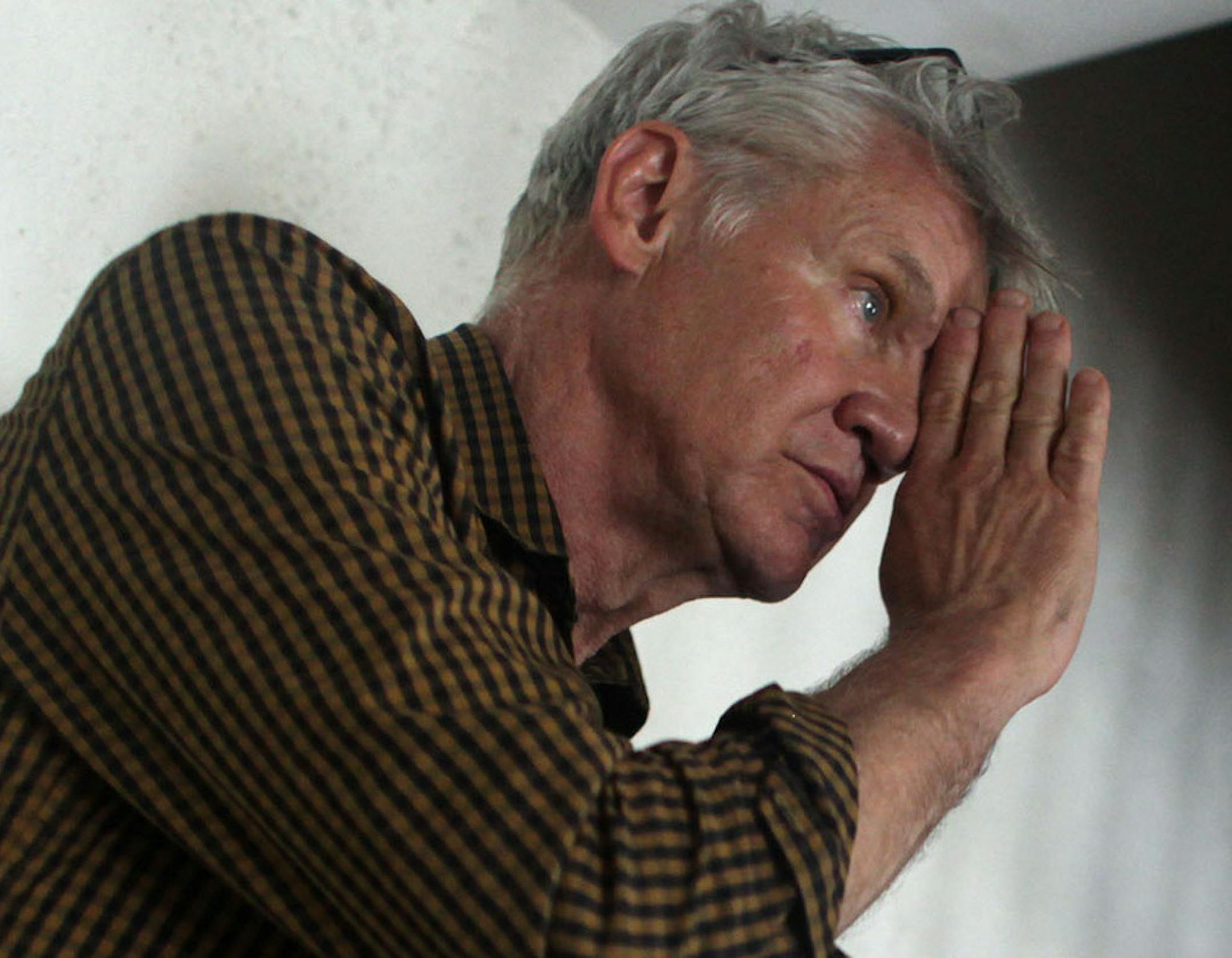 Richard Reeder talks to Leona Hawkins, 18, and Tzaria Hodges, 19, about directing while professional actors rehearse for the filming of their screenplay on Monday afternoon. A group of homeless Twin Cities kids began shooting for their screenplay they've been working on since February. ] Professional film crews are helping direct and produce the project. MONICA HERNDON monica.herndon@startribune.com St. Paul, MN 06/16/2014