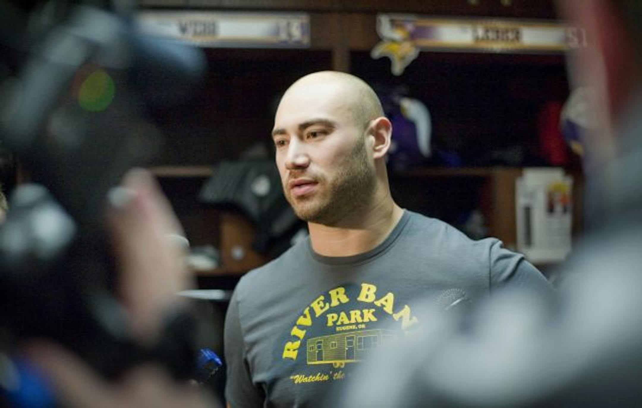 Vikings linebacker Ben Leber