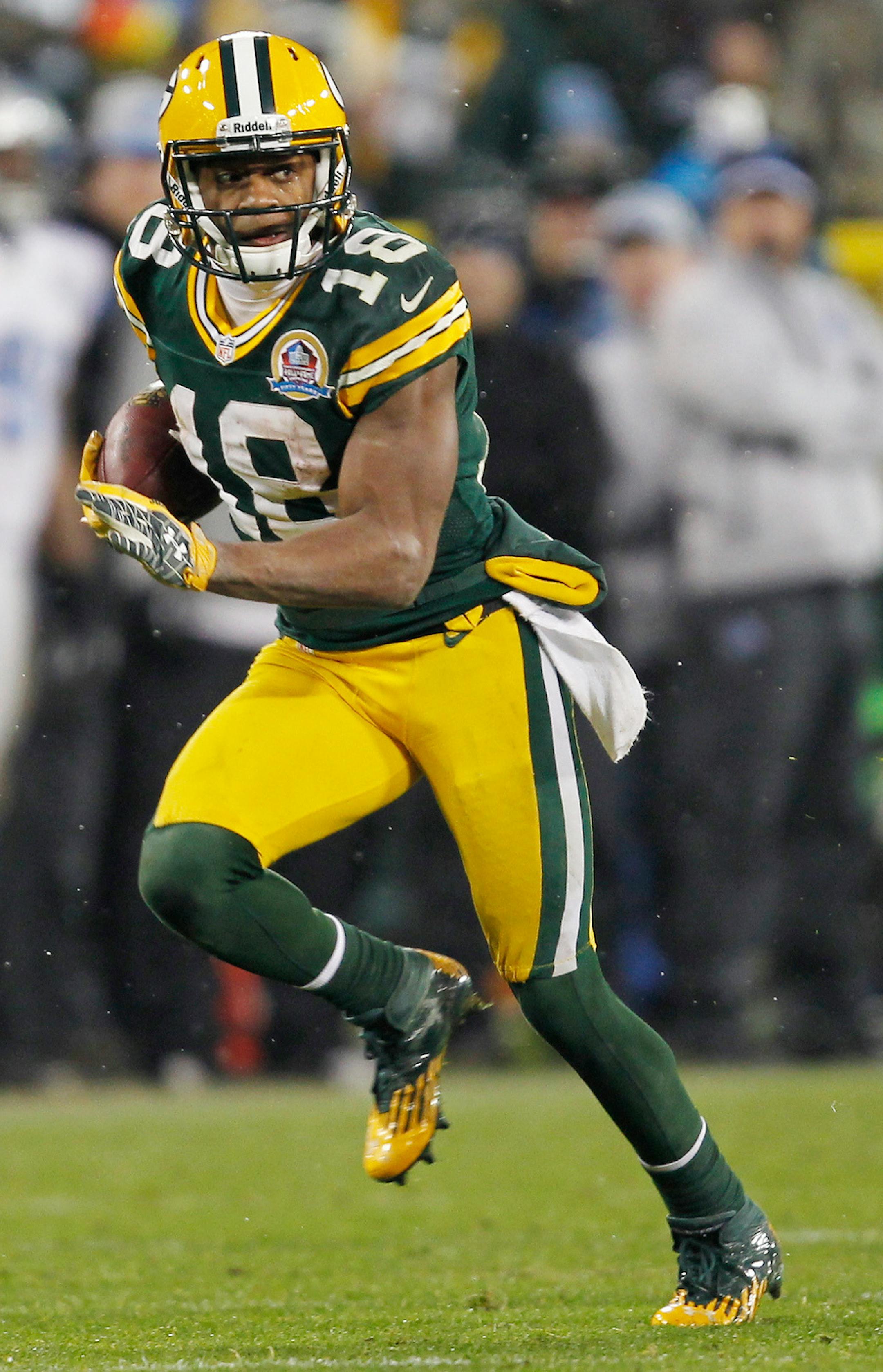 Green Bay Packers' Randall Cobb runs during the second half of an NFL football game against the Detroit Lions Sunday, Dec. 9, 2012, in Green Bay, Wis. The Packers won 27-20. (AP Photo/Mike Roemer) ORG XMIT: NYOTK