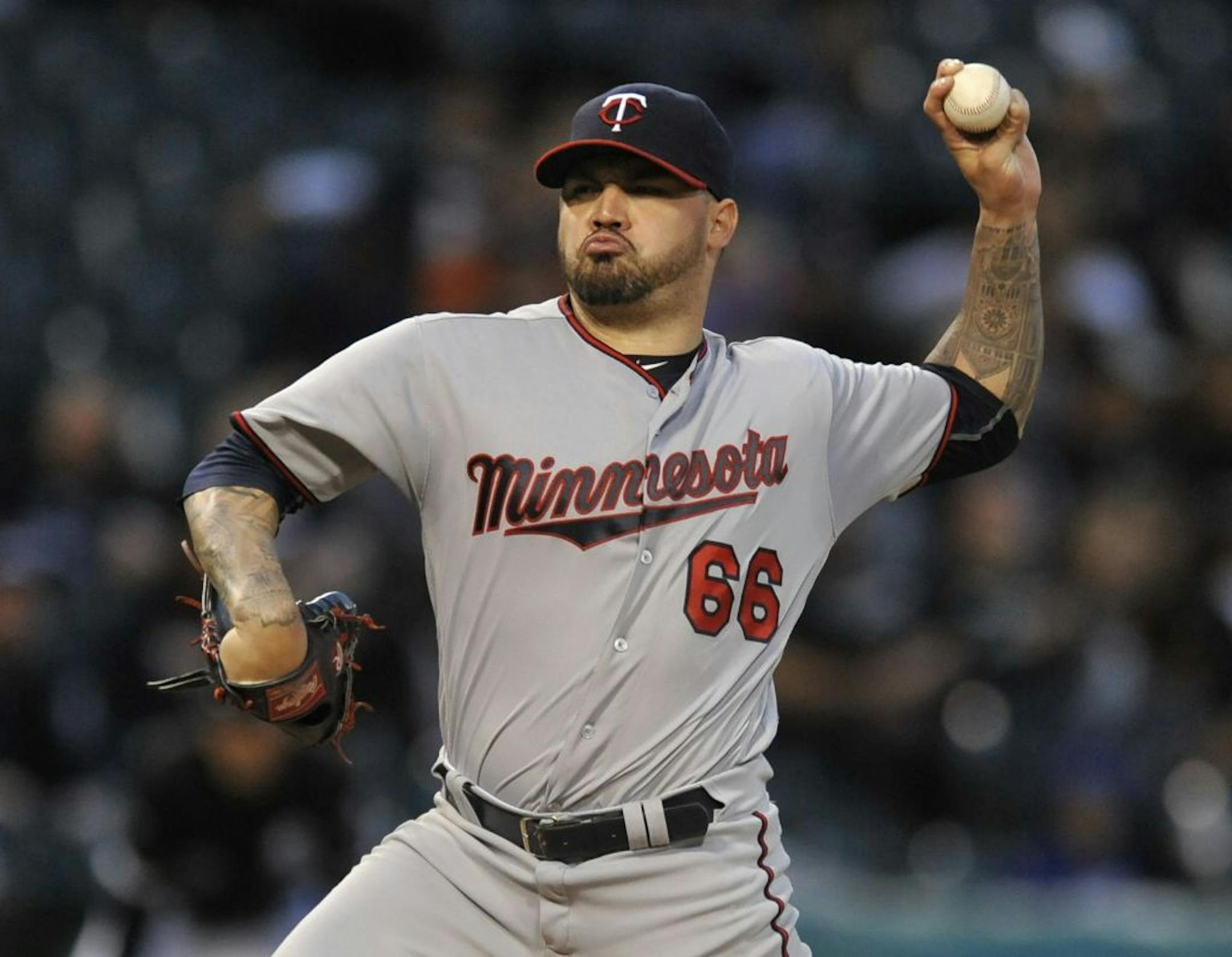 Minnesota Twins starter Hector Santiago