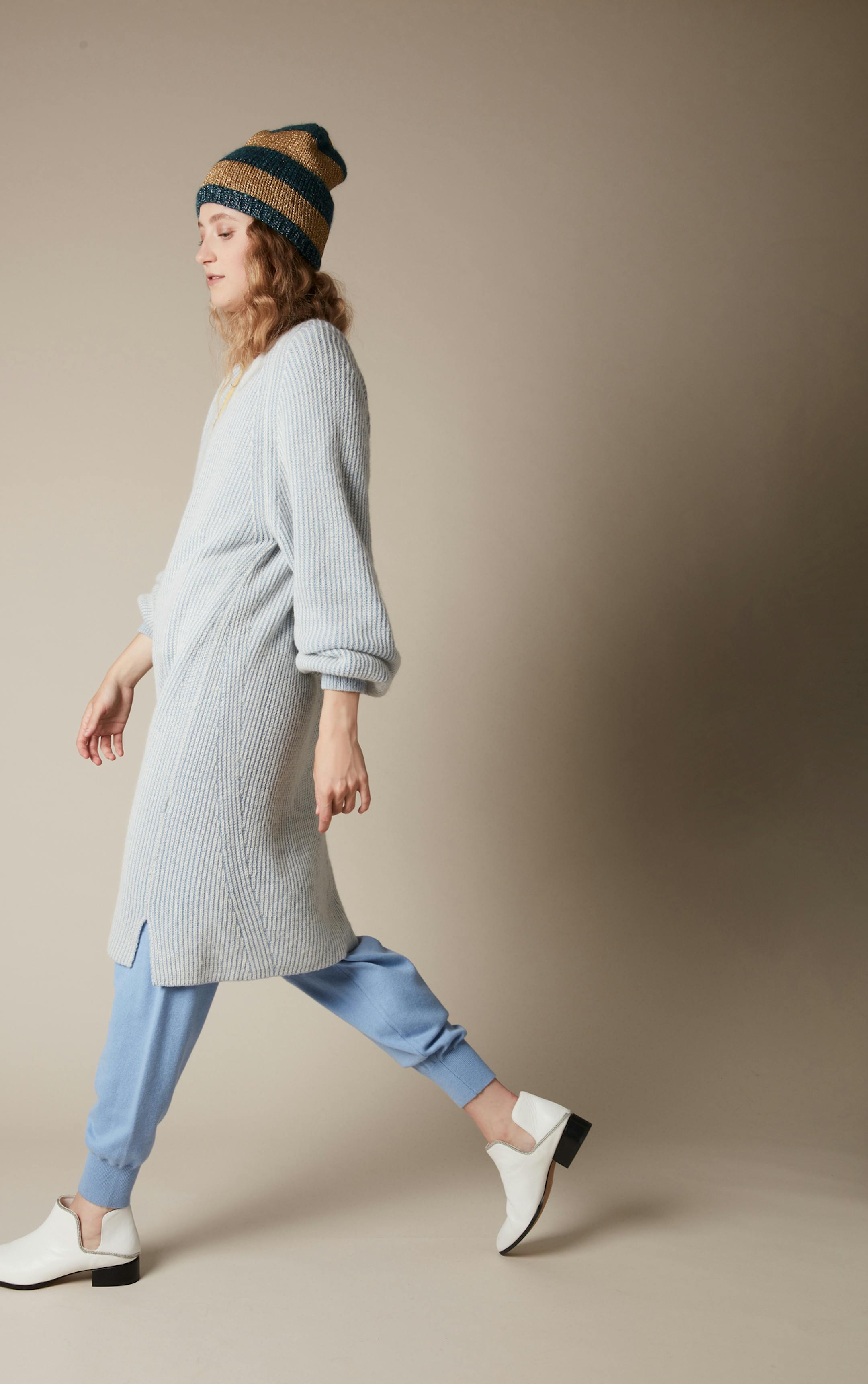 Fisherman's Wharf: Style shoot for fall 2019 magazine Gucci Hat, $370, farfetch.com
Eleven Six Sweater $155; Tory Sport Sweatpants $130; Halogen Boots $80
nordstromrack.com Photographer: Lauren Krysti, laurenkrysti.com
Creative Director and Stylist: Barbara Schmidt, studiobstyle.com
Hair and Makeup Fatima Olive, fatimaolive.com
Model: Callie McLaughlin