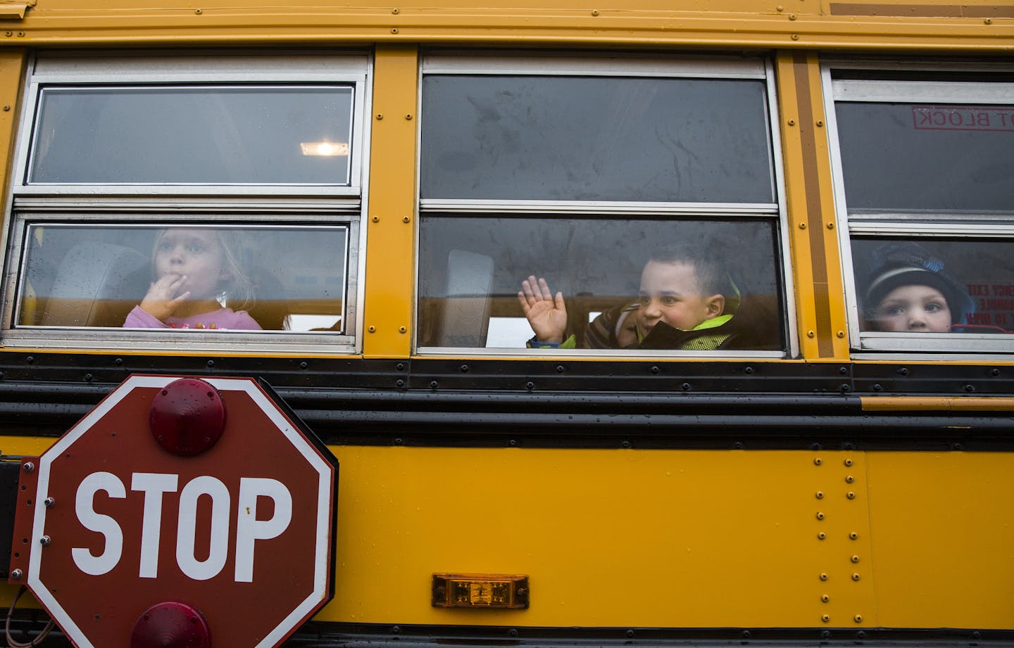 Students sit on the bus at the end of the school day at Eastview Elementary School in Lakeville on Wednesday, November 11, 2015. ] (LEILA NAVIDI/STAR TRIBUNE) leila.navidi@startribune.com ORG XMIT: MIN1511131439200492