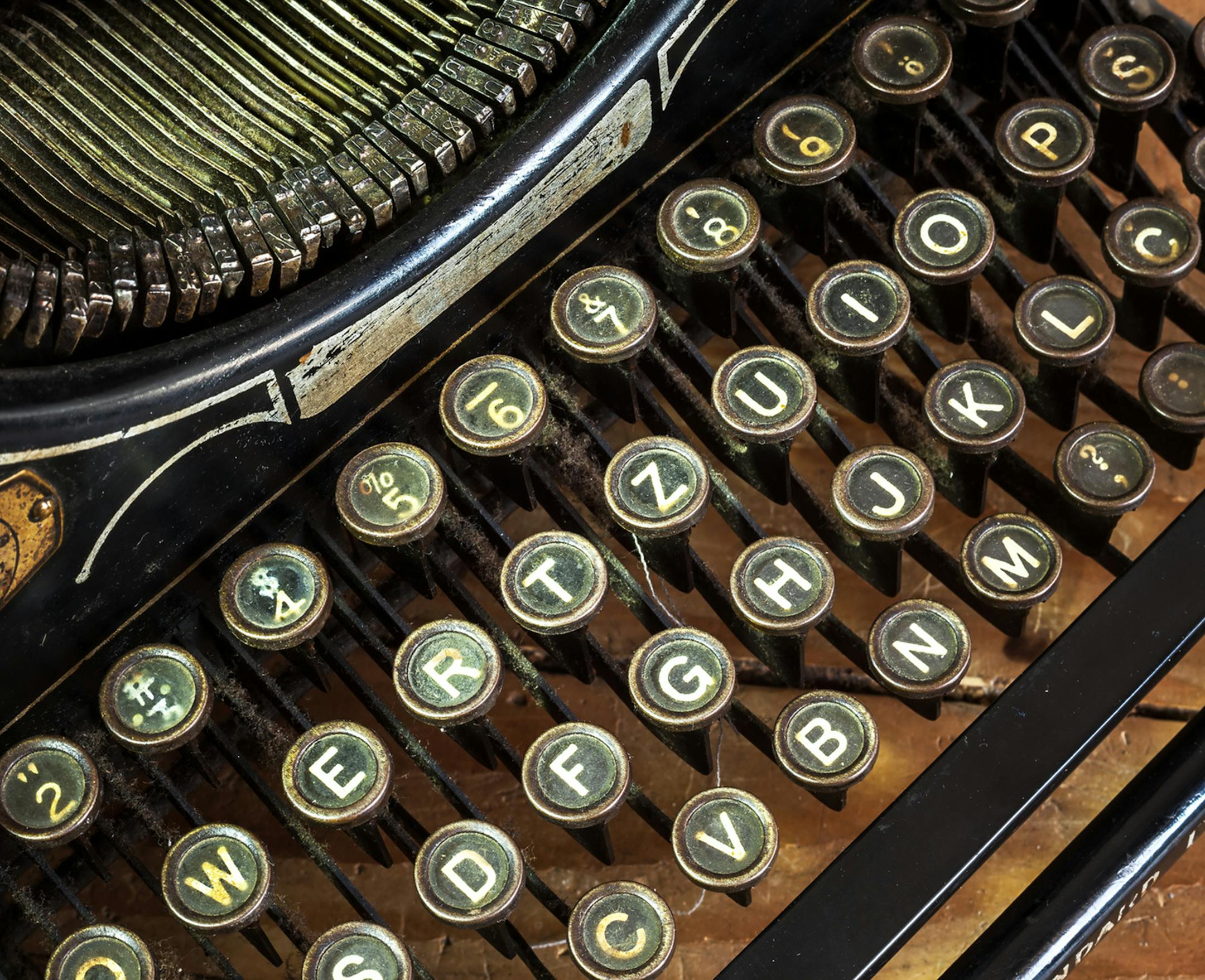Typewriters are charming antiques that can take you away from today's flood of technology. (Photo courtesy Fotolia/TNS) ORG XMIT: 1164389