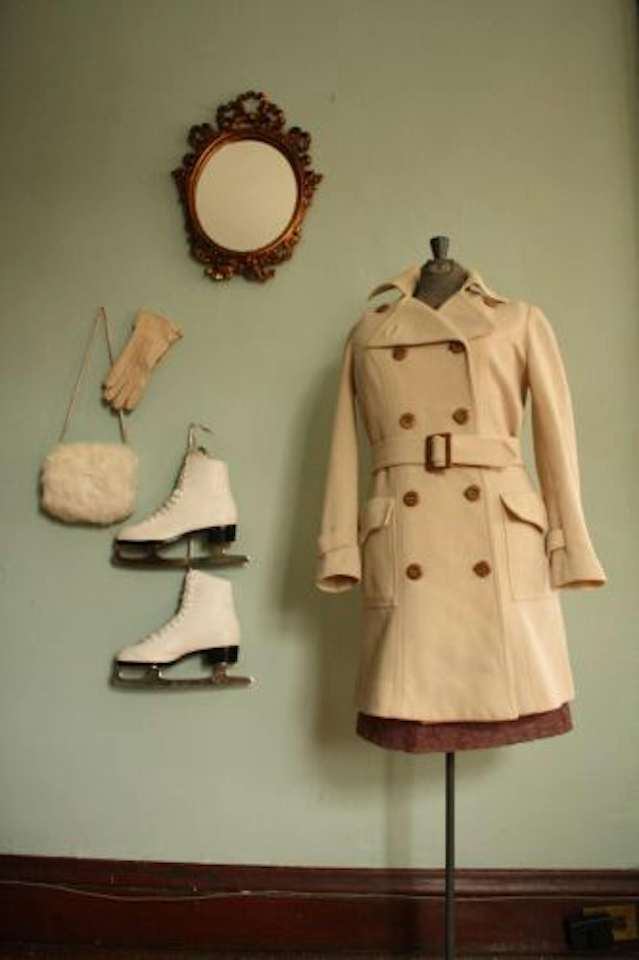 Teacup Vintage looks include "Date at the Ice Pond."