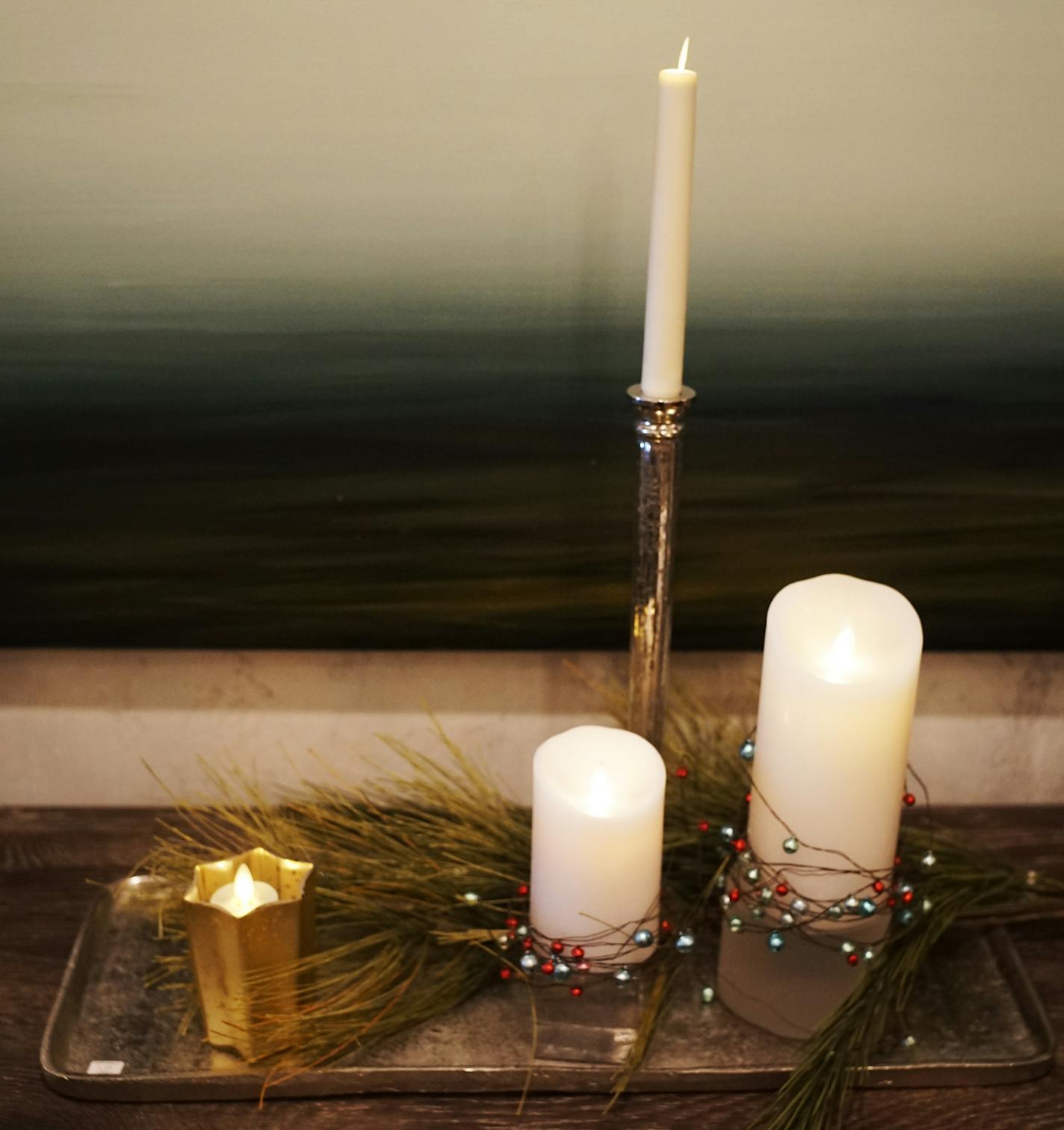 Designer Renae Keller will show us TWO festive lighting vignettes at Zachary Showroom in the International Market Square.]Richard Tsong-Taatarii/rtsong-taatarii@startribune.com