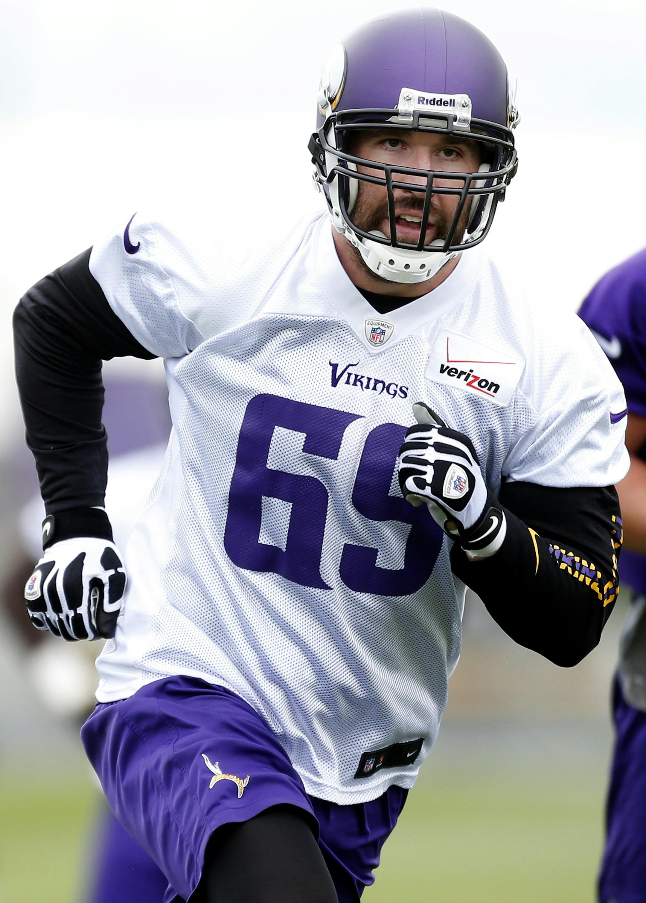 ] CARLOS GONZALEZ cgonzalez@startribune.com July 26, 2013, Minnesota Vikings Training Camp, Mankato, Minn., Minnesota State University, Mankato ‚Äì Morning practice