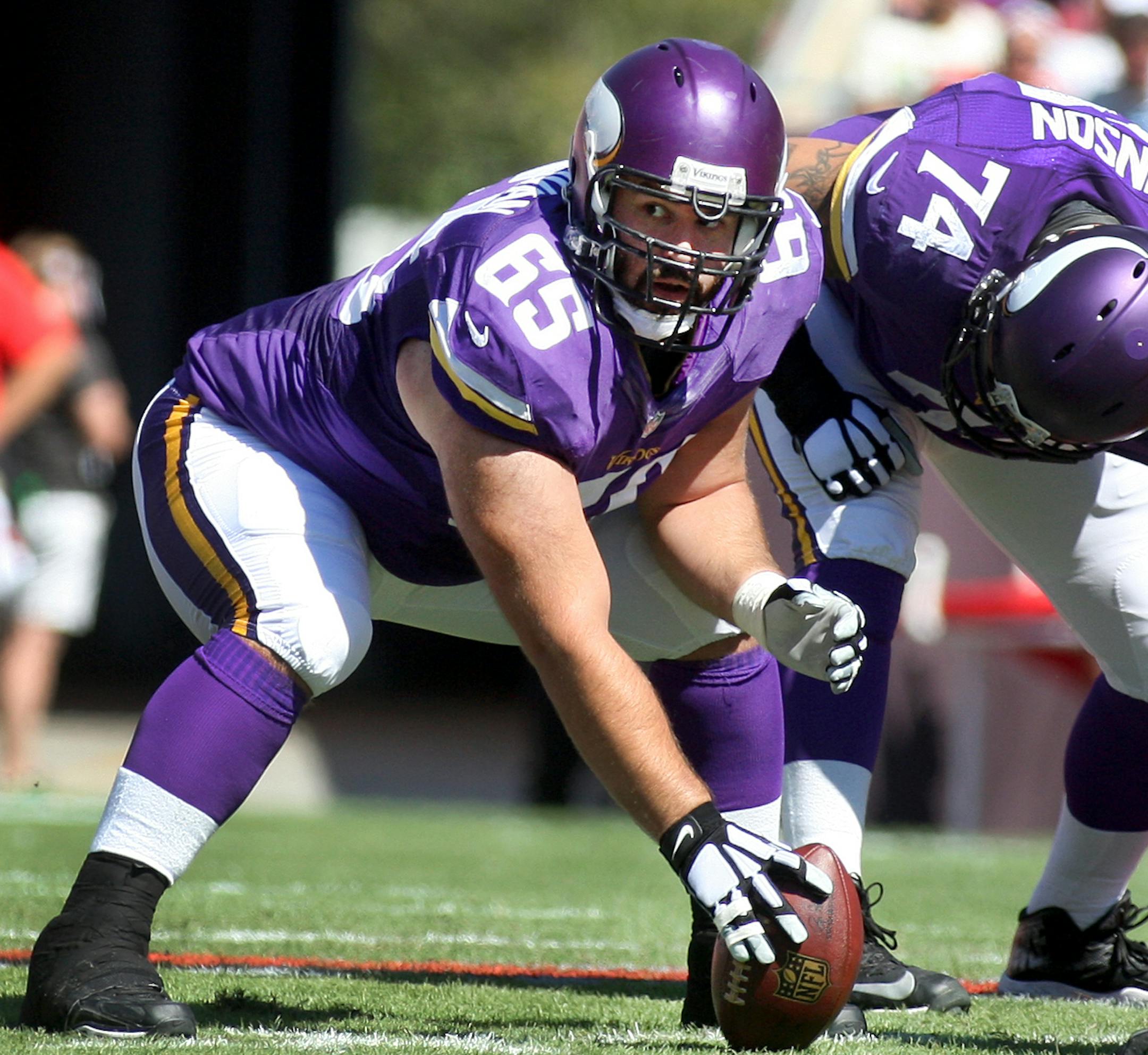 Minnesota Vikings center John Sullivan (65)
