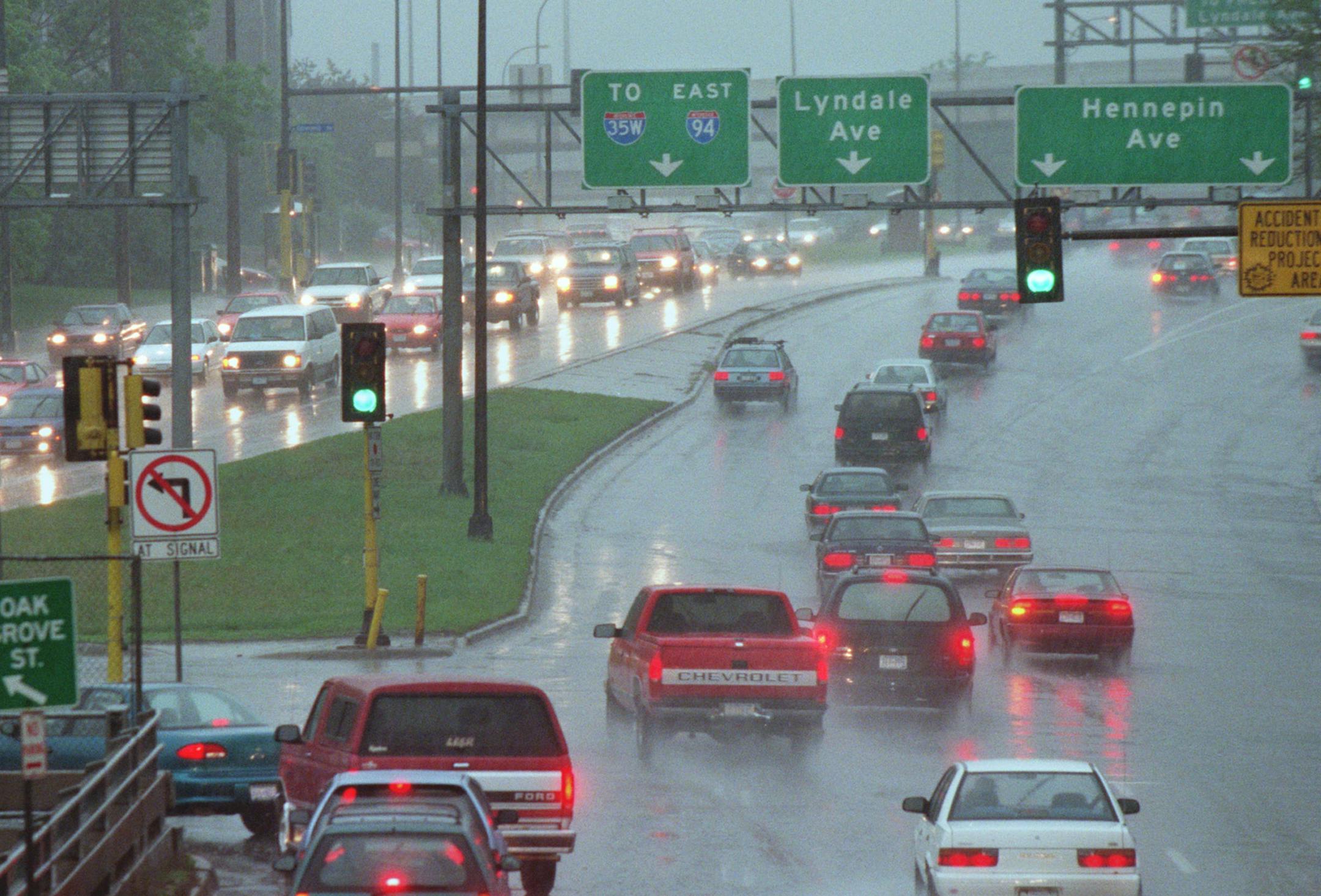 BRUCE BISPING/STAR TRIBUNE file Morning rush hour traffic backed up near Loring Park and the Walker Art Center, near the entrances to 35W-I94, Lyndale Ave South and Hennepin Ave South. The city of Minneapolis begins a road construction project involving the busy intersection of Hennepin and Lyndale avenues and Interstate Hwy. 94. The corridor is heavily used, with 33,000 vehicles and 300 Metro Transit buses driving on it each day. In two phases starting May 25, much of the traffic flow will be r