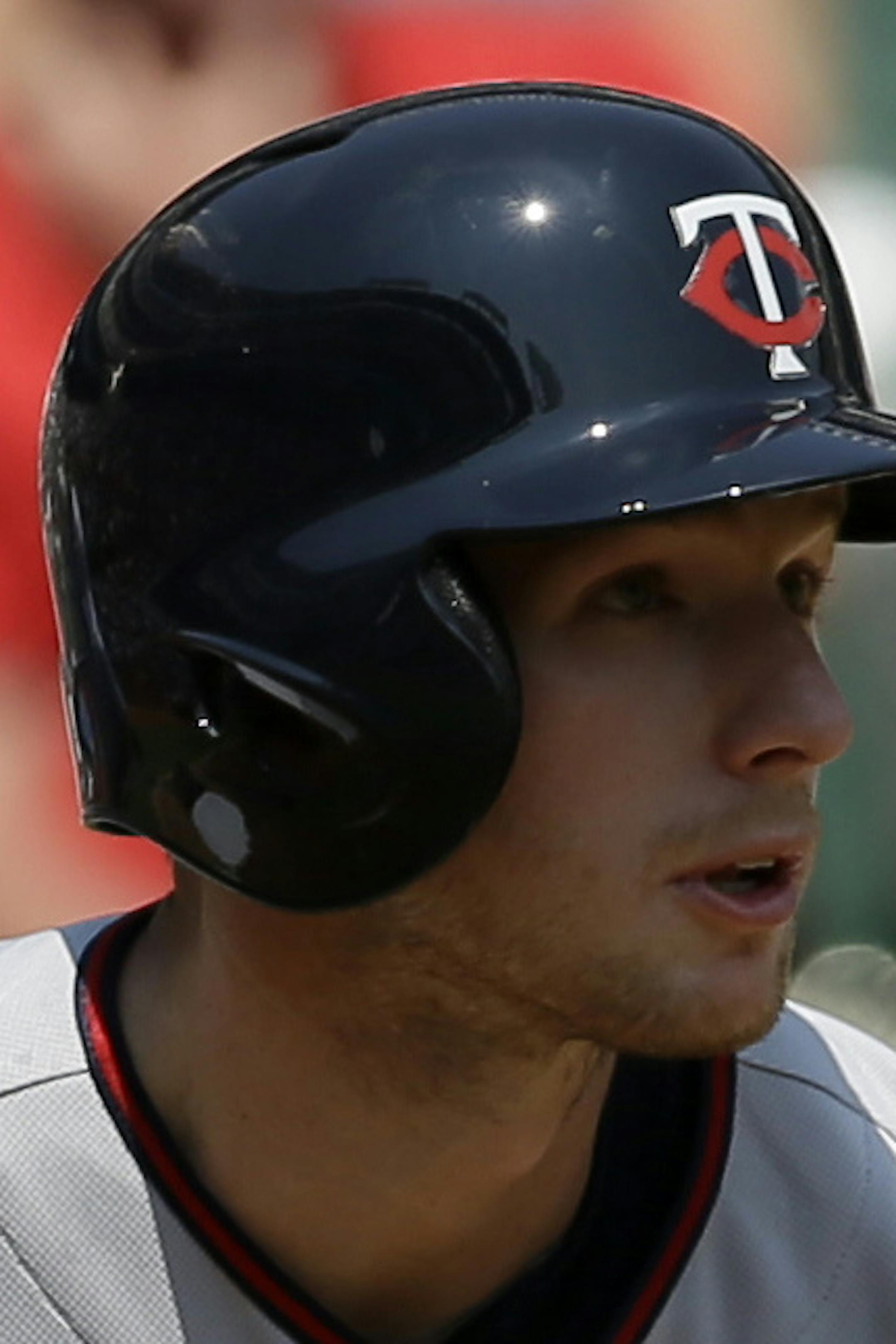 Minnesota Twins' Alex Presley (1) sprints to first during a baseball game against the Texas Rangers, Sunday, Sept. 1, 2013, in Arlington, Texas. The Twins won 4-2. (AP Photo/Tony Gutierrez) ORG XMIT: MIN2013091419412340