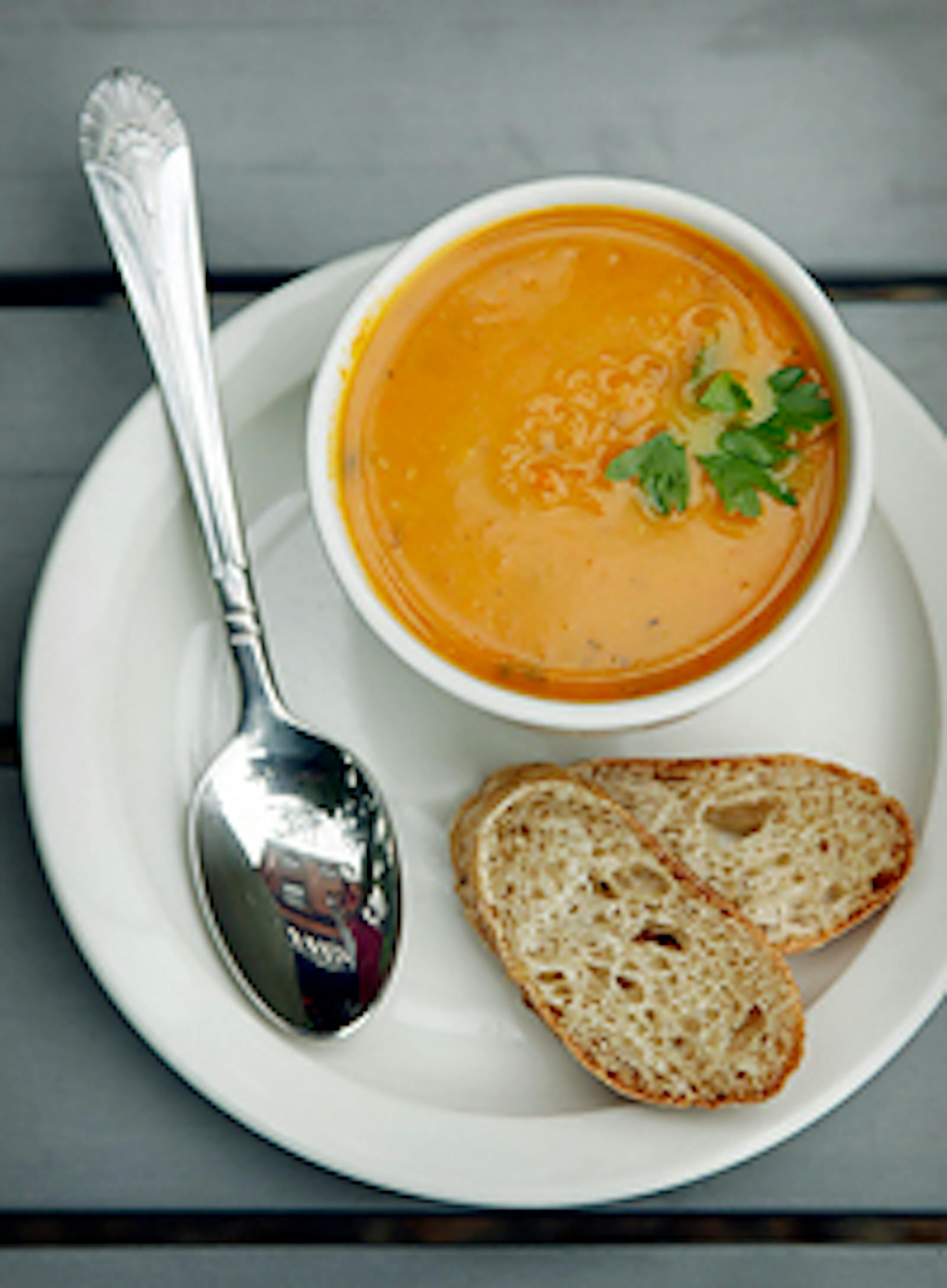 Carrot-ginger soup