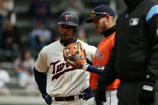 Neal: A teenage Correa 'hit bombs' all over Target Field, and it almost made him a Twin