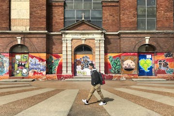 Chicago's Pilsen, which was first inhabited by a large Polish population before the fabric became predominantly Mexican in the 1970s, features taqueri