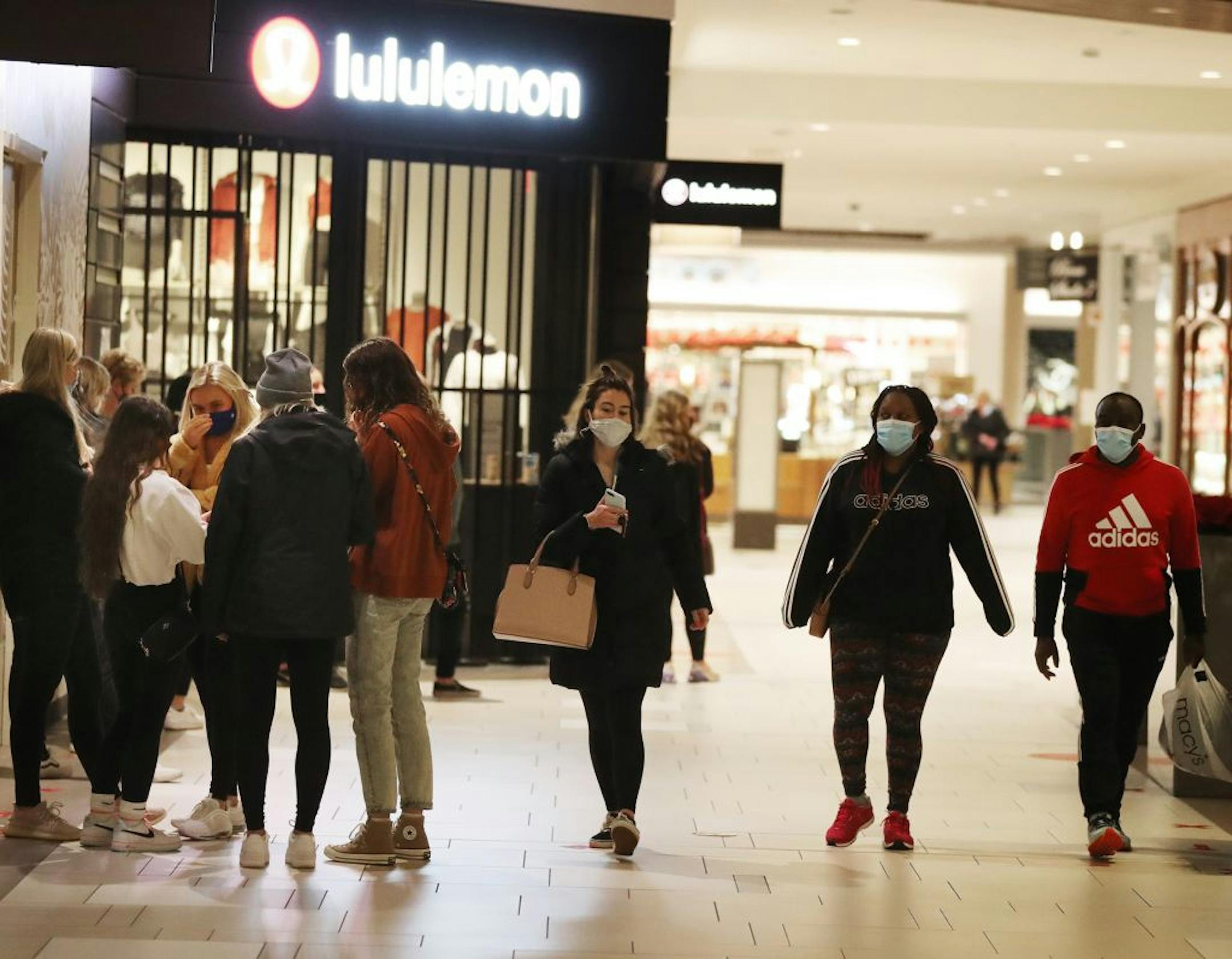 There was a line outside lululemon before the 8 a.m. opening in Ridgedale Mall during Black Friday in Minnetonka.